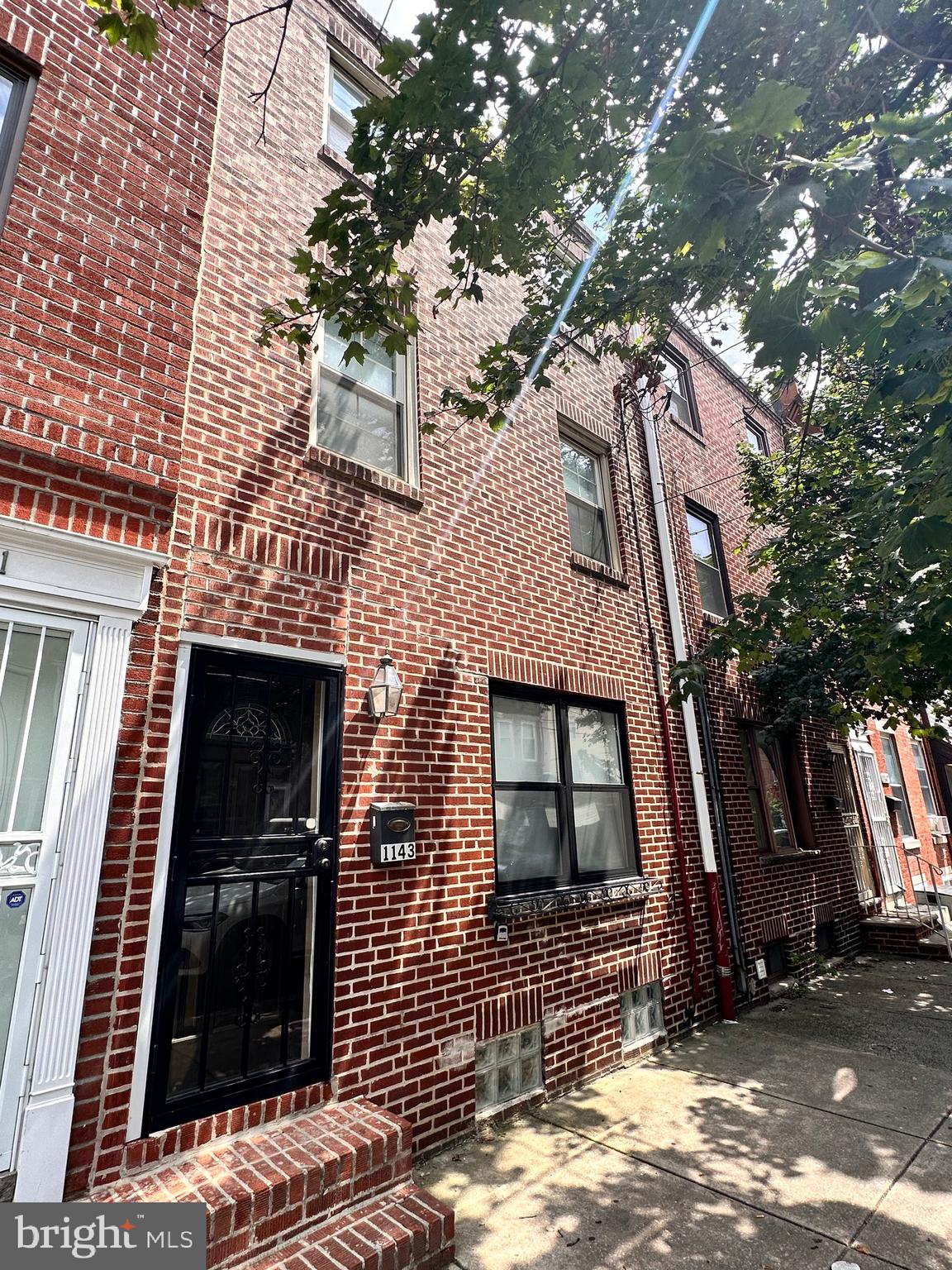 1143 S 7TH STREET