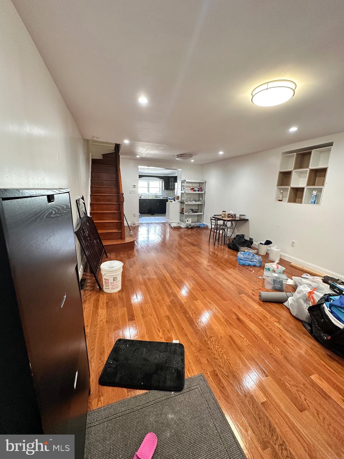 1143 S 7TH STREET