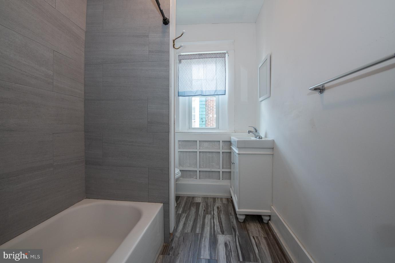 CALIDORE FARMS - Residential Lease