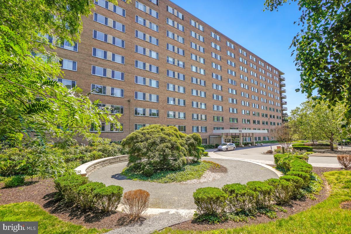 PARK SUMMIT CODM - Residential Lease