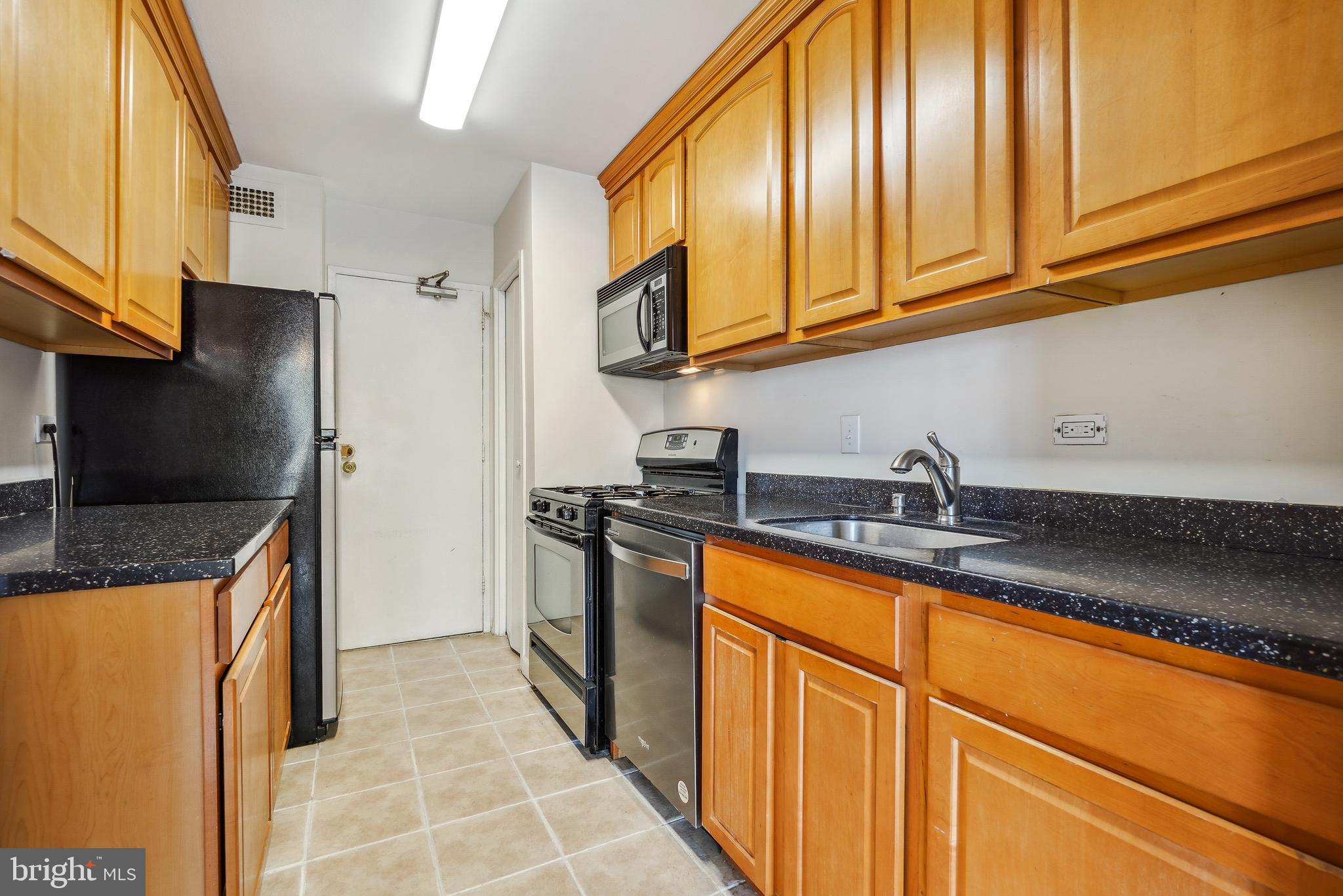 PARK SUMMIT CODM - Residential Lease