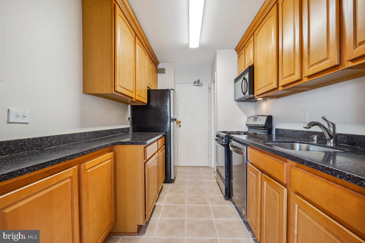 PARK SUMMIT CODM - Residential Lease