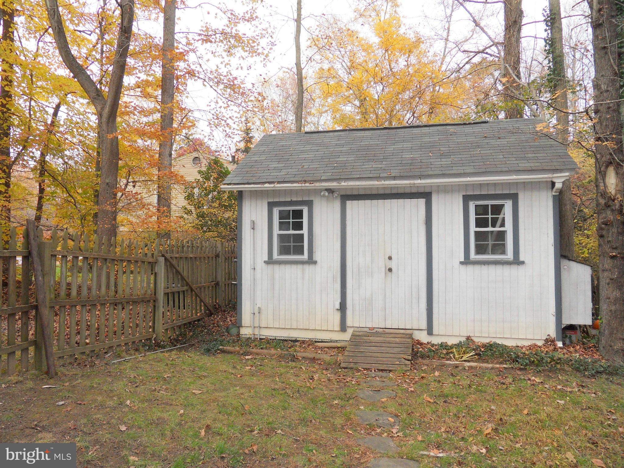 CLARKS RUN - Residential