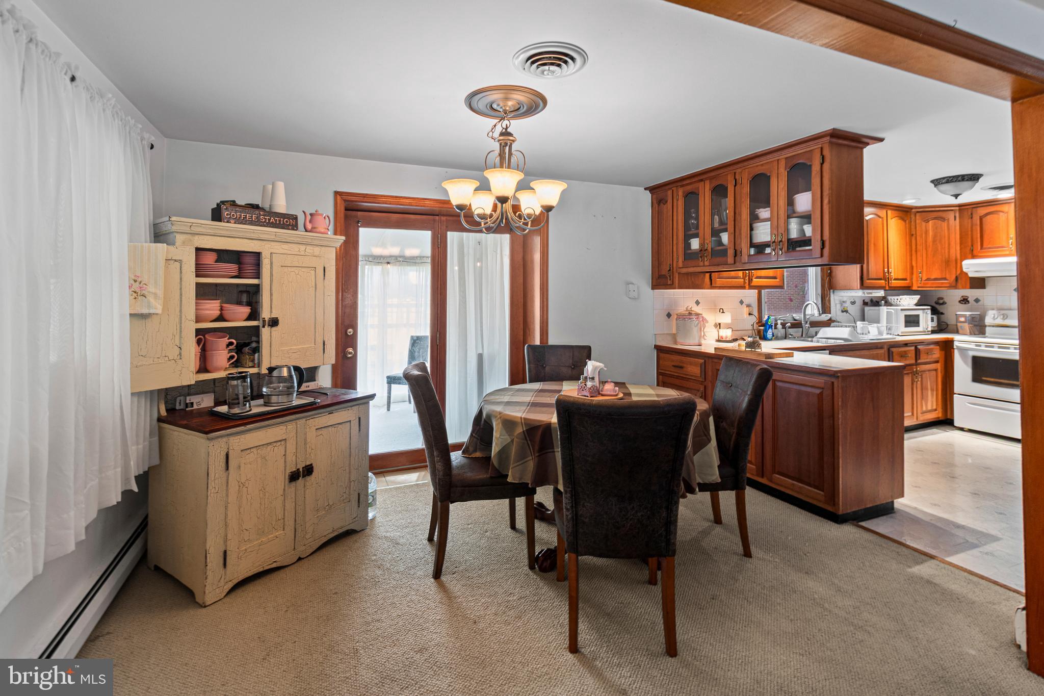TULIP HILL - Residential