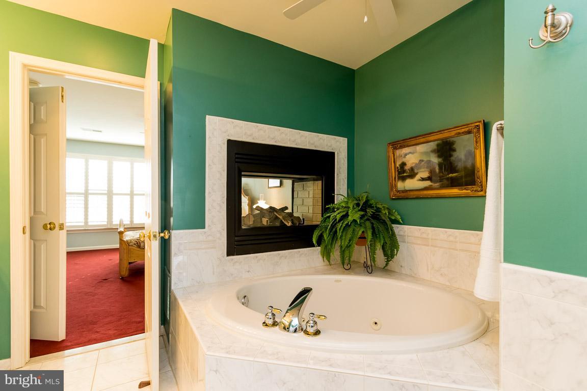 SOUTH RIDING - Residential