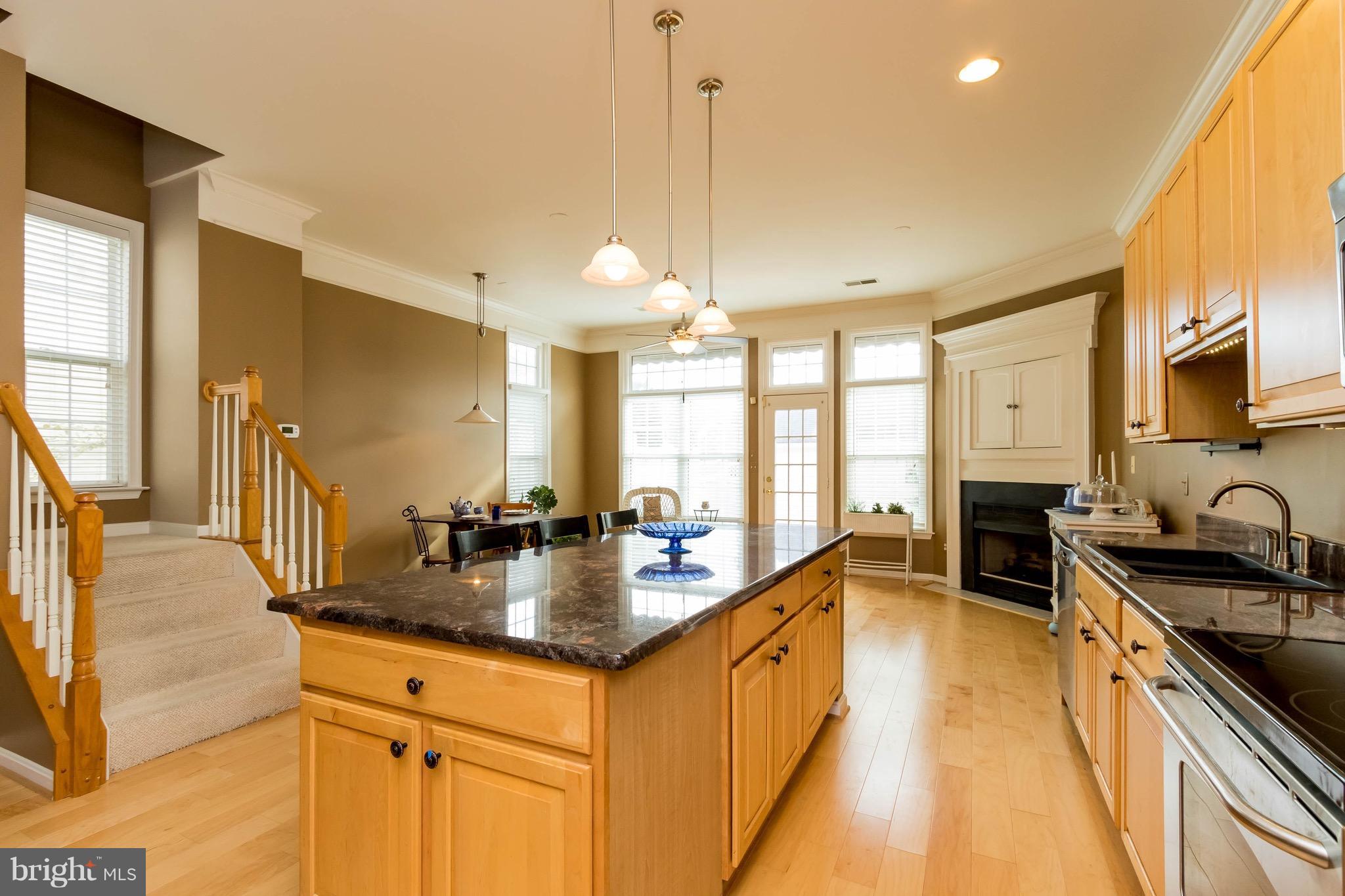 SOUTH RIDING - Residential