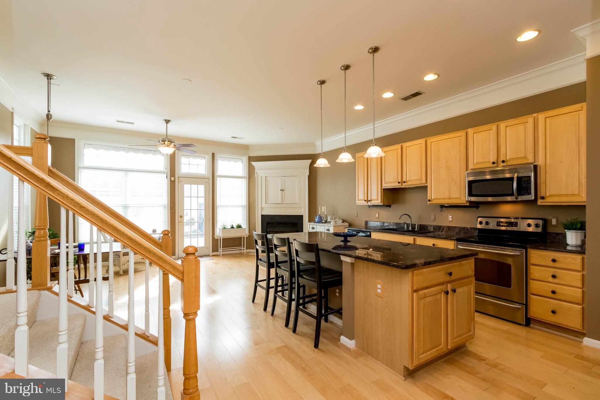 SOUTH RIDING - Residential