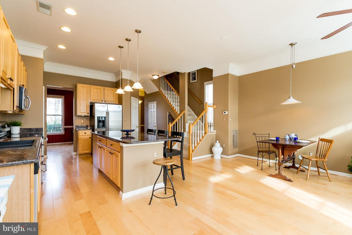 SOUTH RIDING - Residential