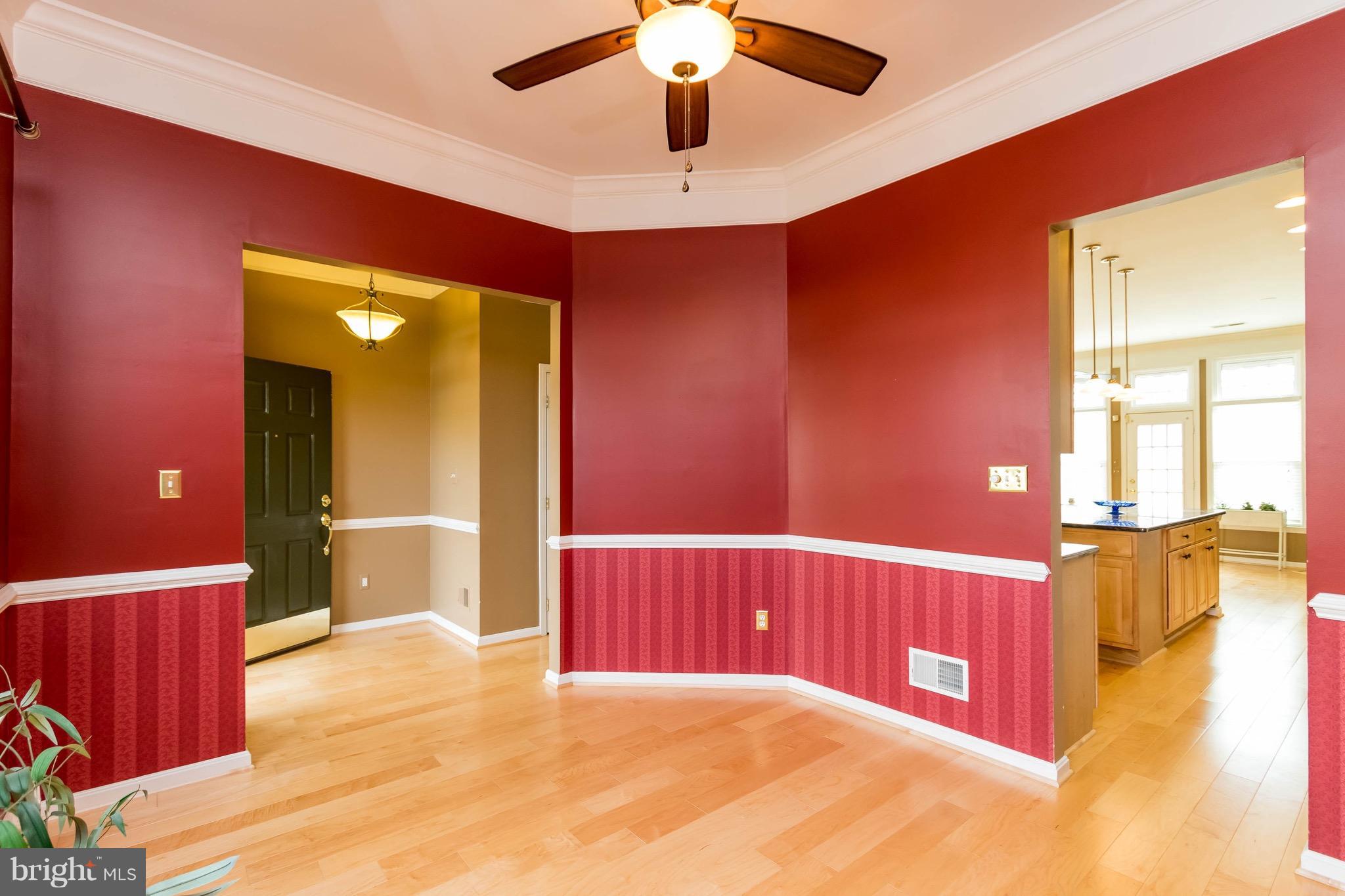 SOUTH RIDING - Residential