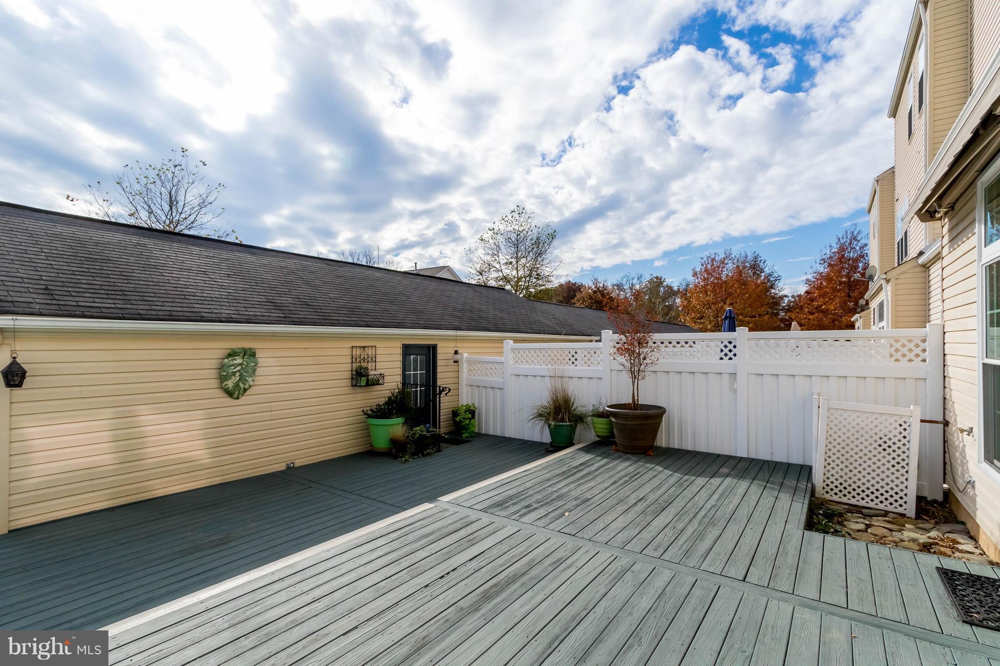 SOUTH RIDING - Residential