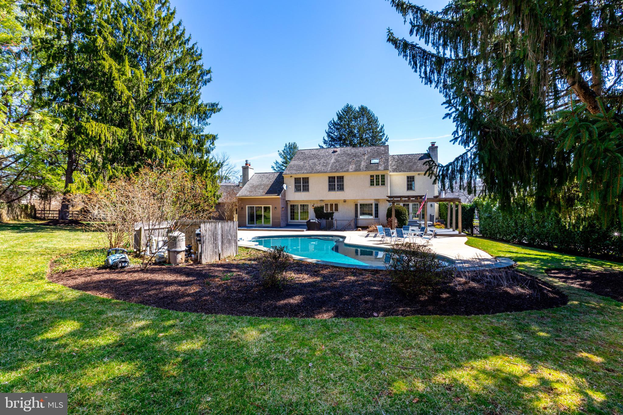 ROCK CREEK - Residential