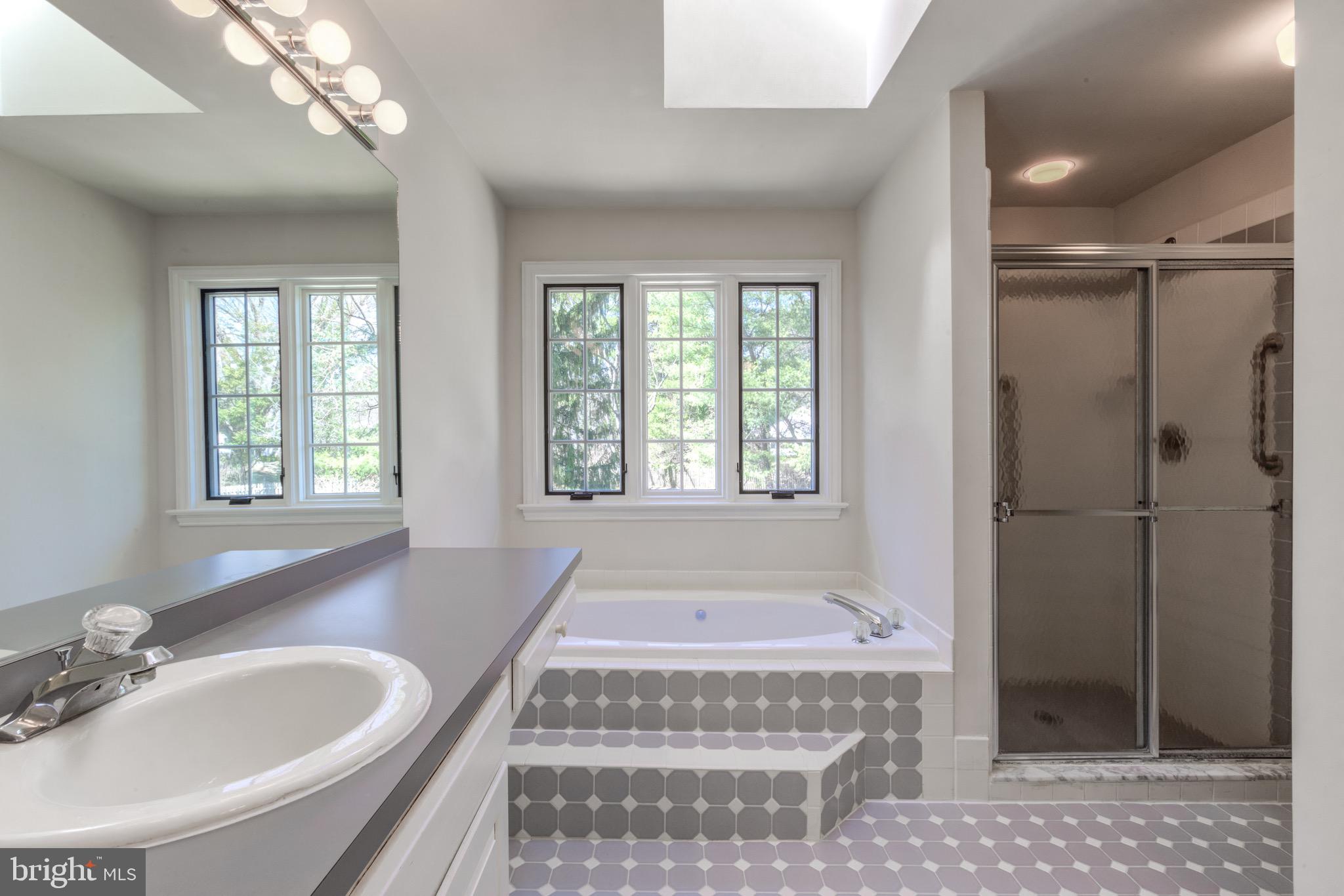 ROCK CREEK - Residential