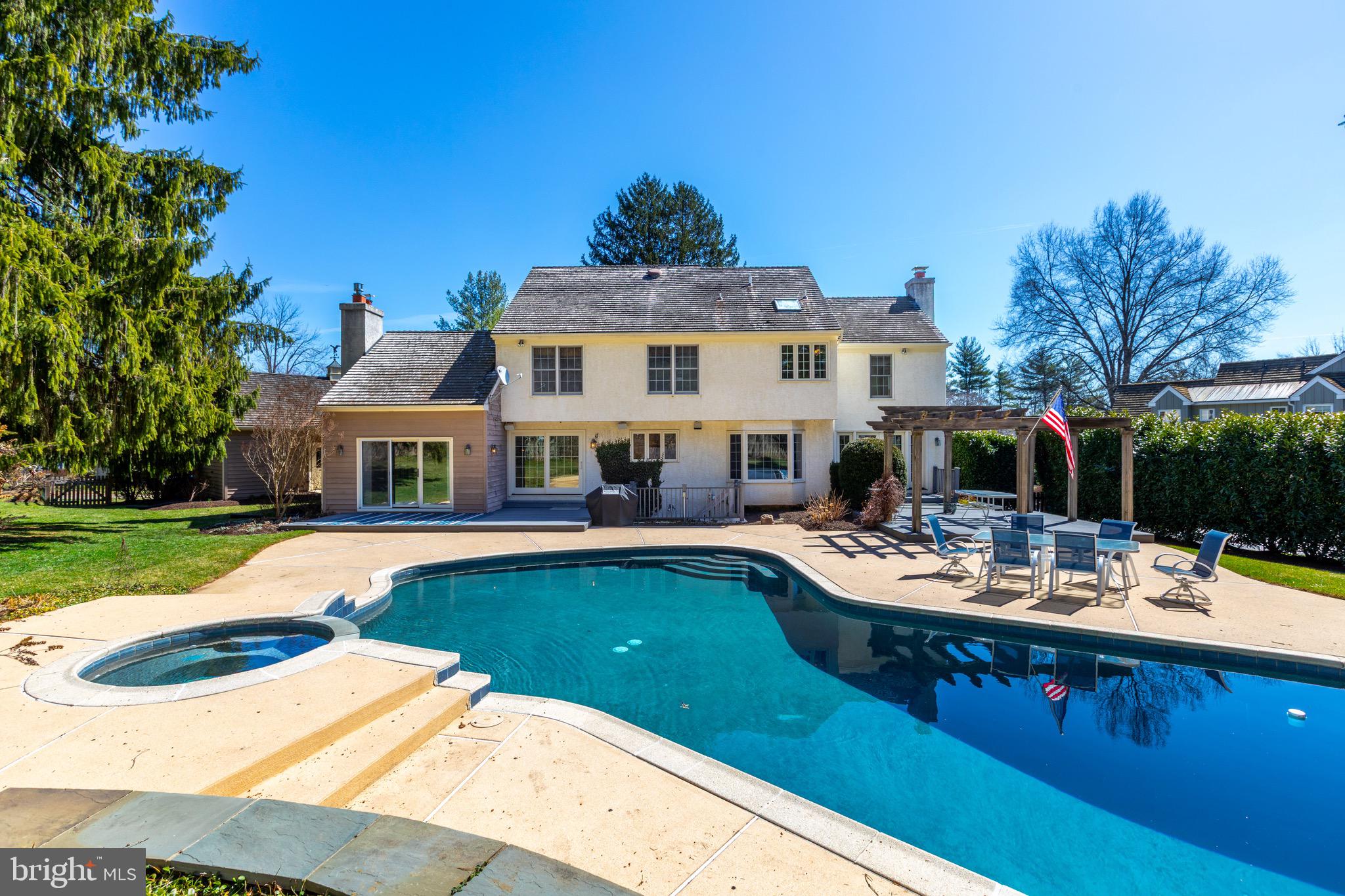 ROCK CREEK - Residential