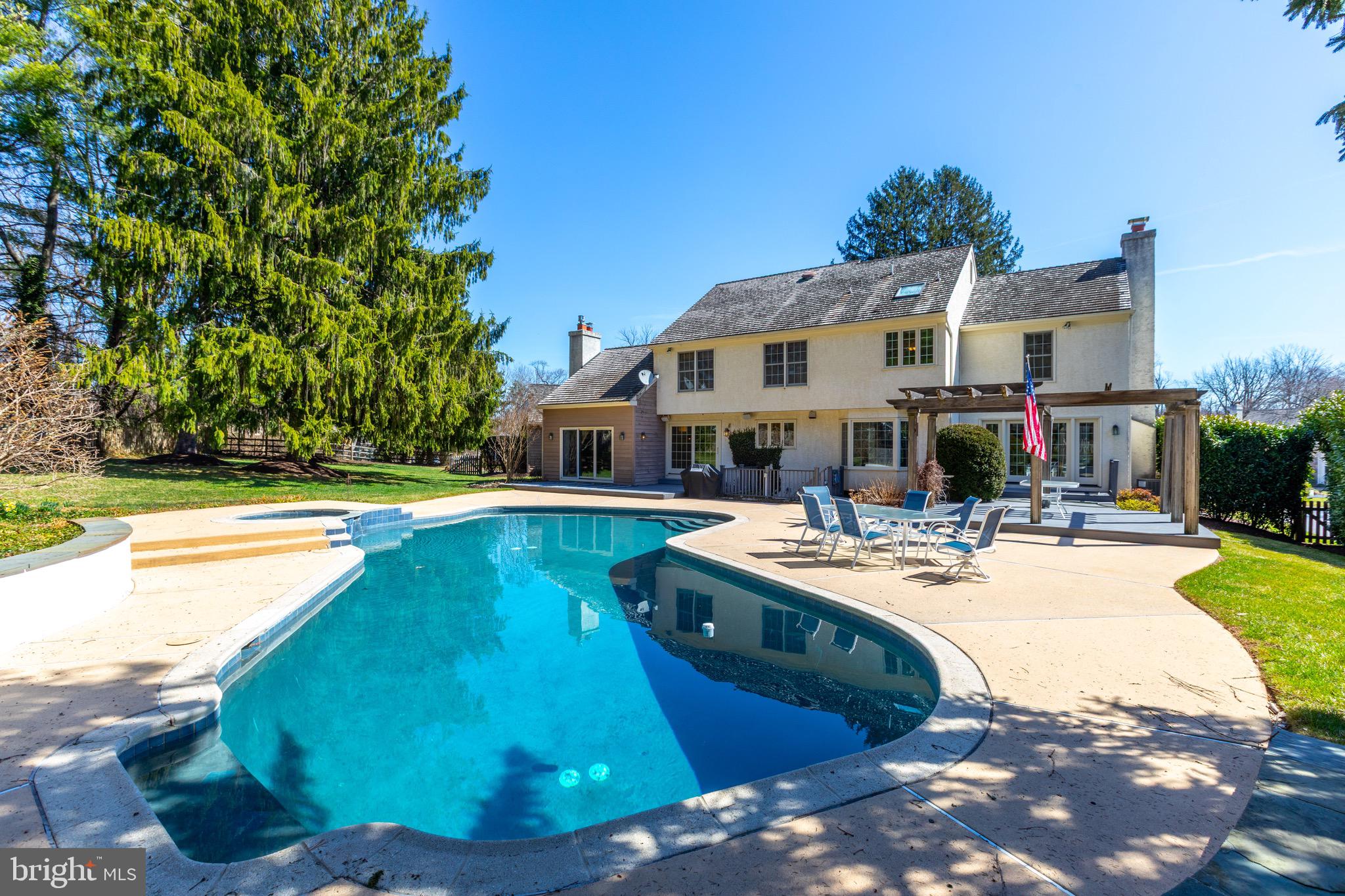 ROCK CREEK - Residential