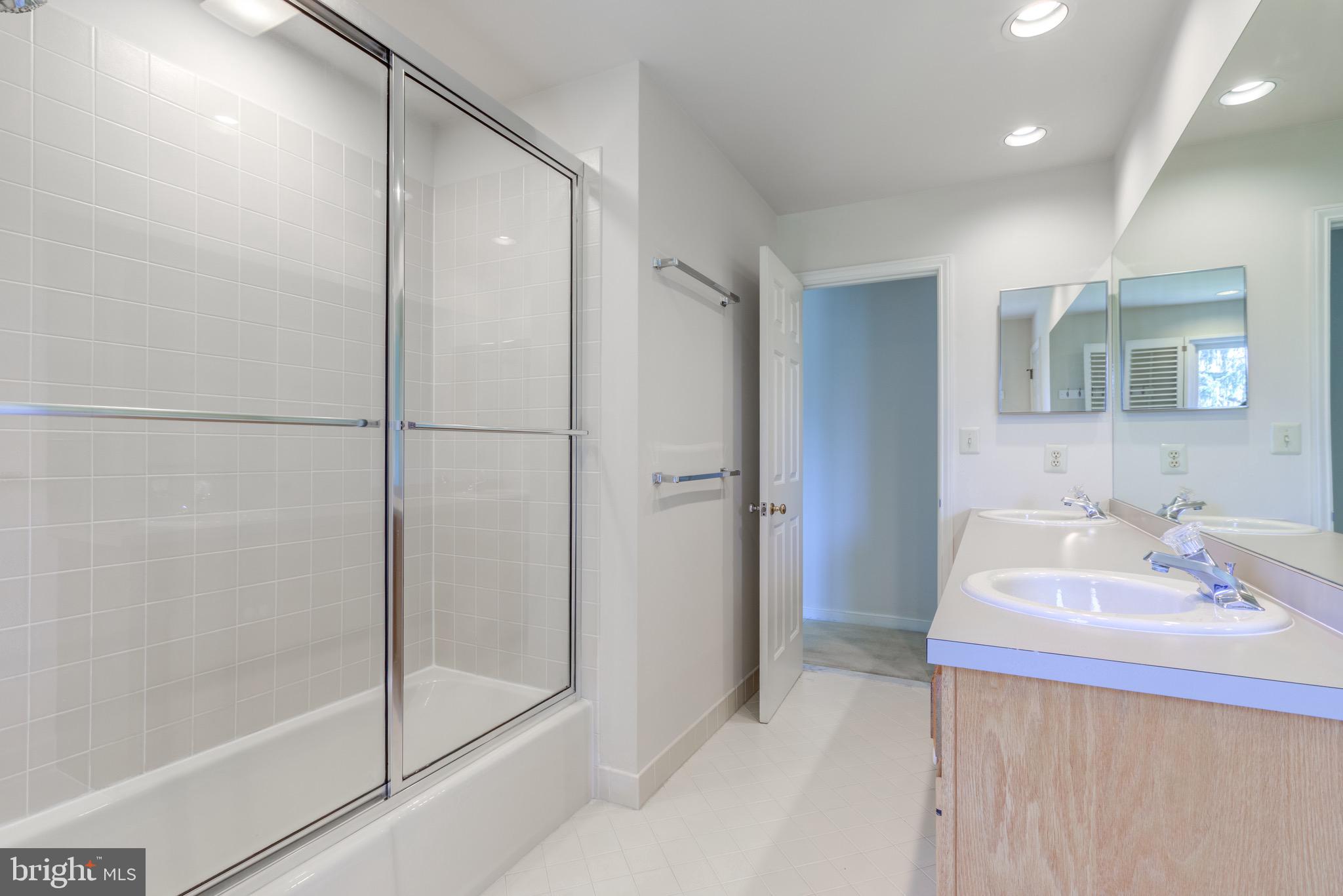 ROCK CREEK - Residential