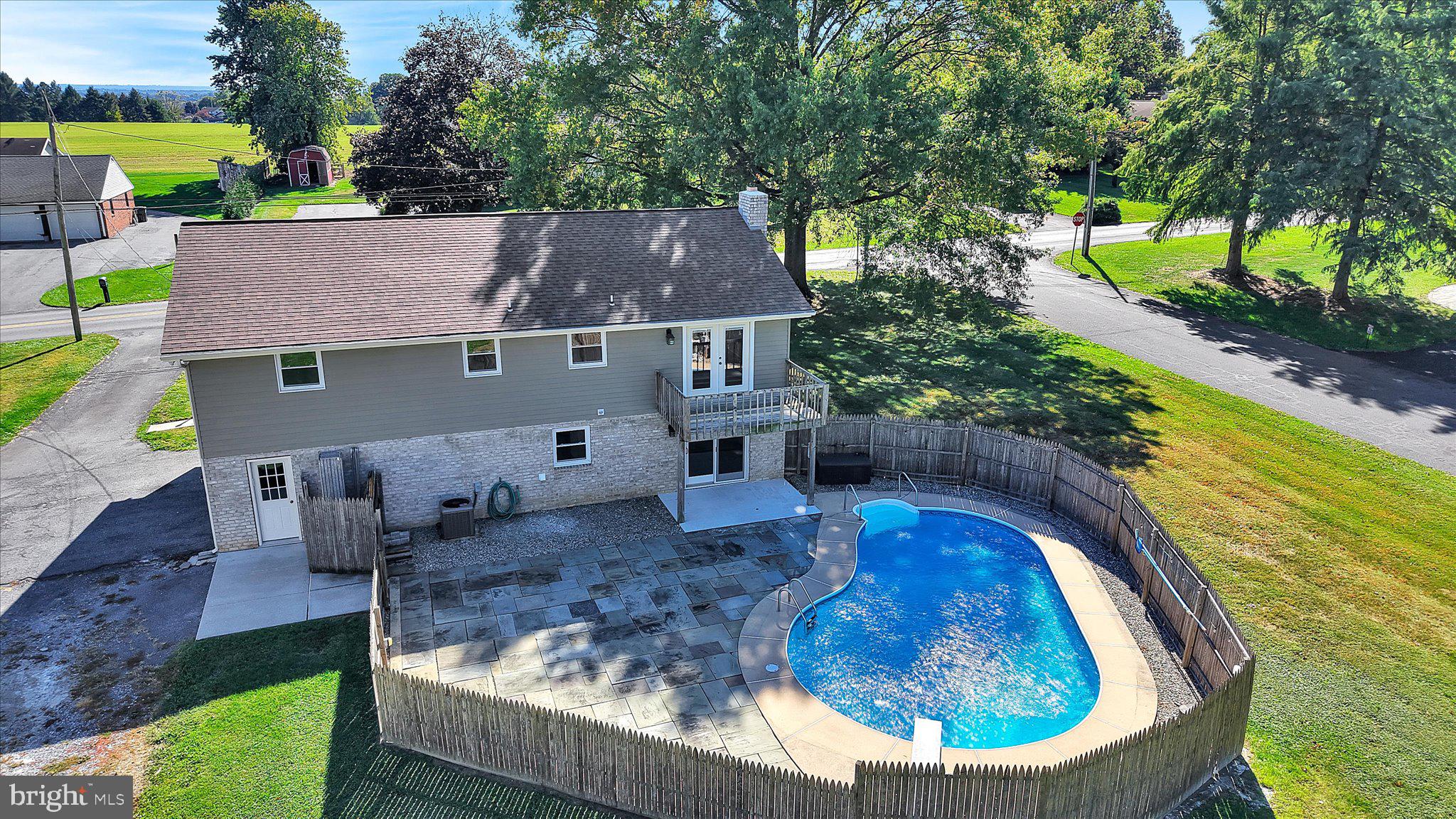 34 FAIRLAND ROAD