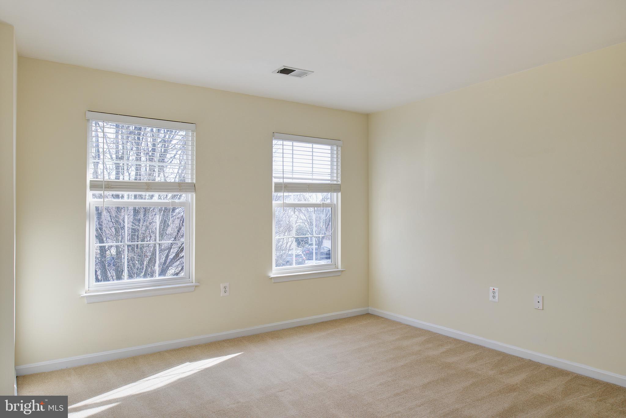 POTOMAC STATION - Residential