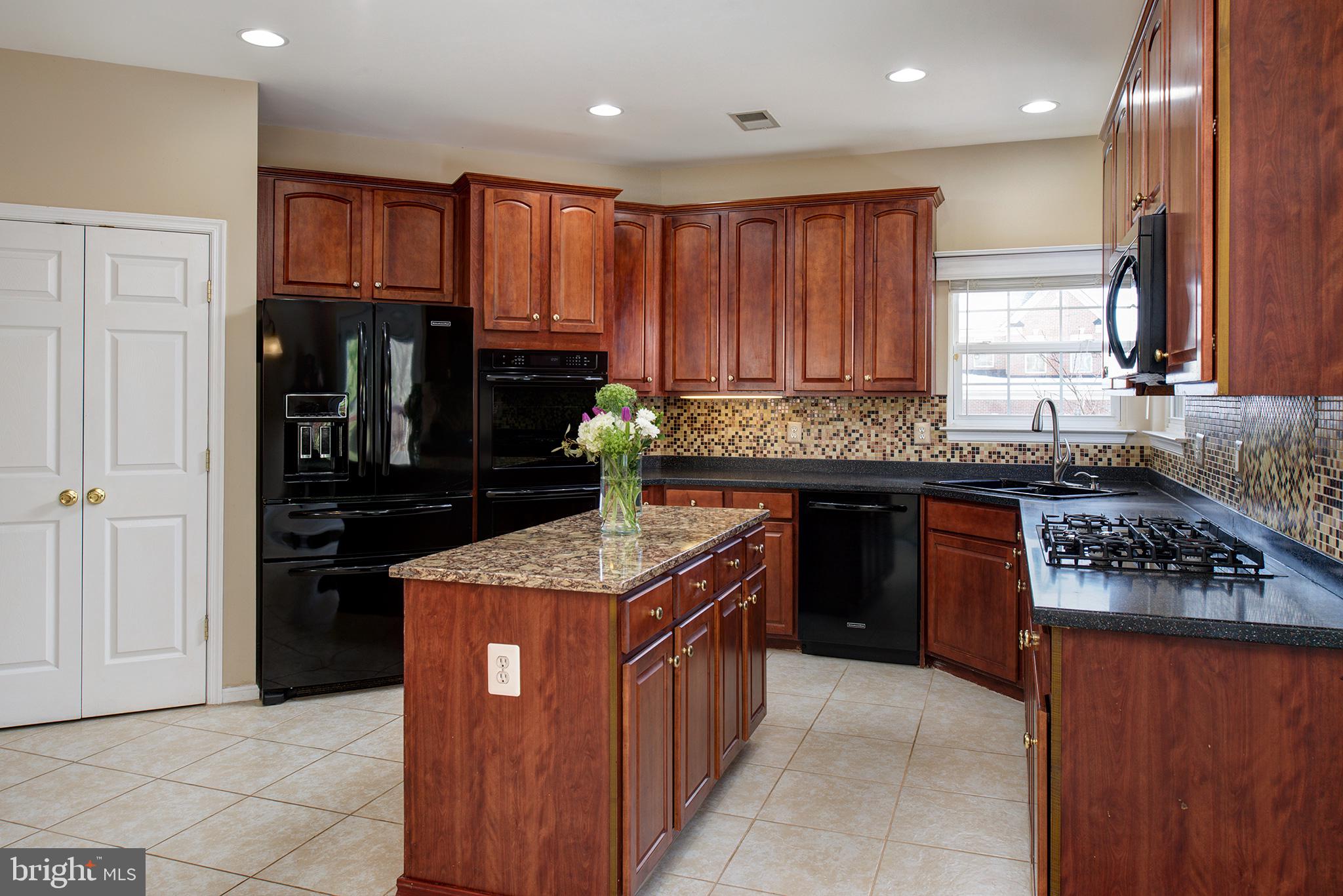 POTOMAC STATION - Residential