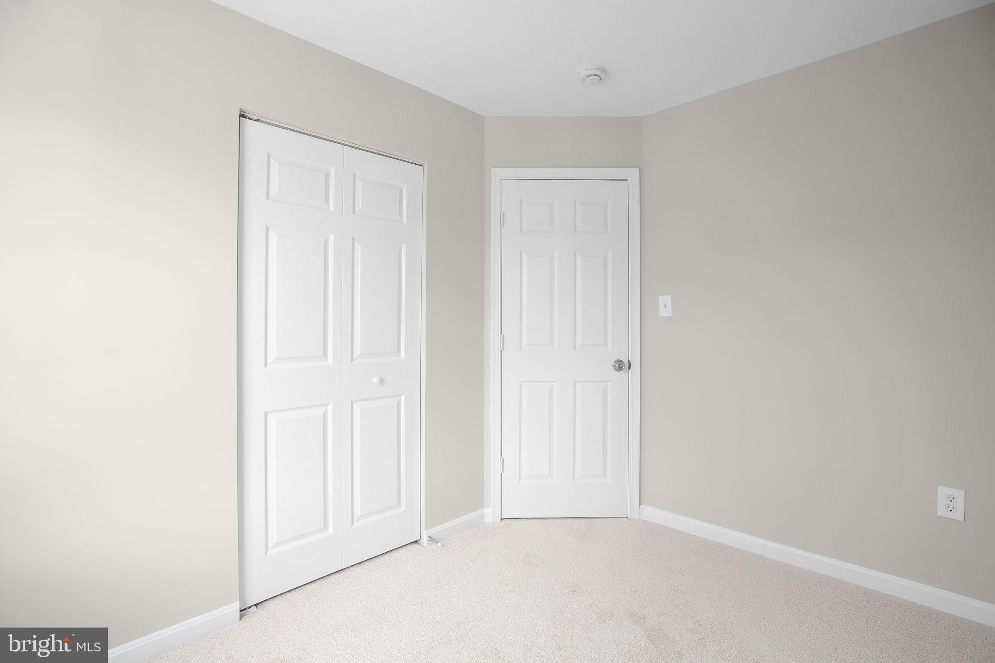 WELLINGTON/CLOVERHILL - Residential