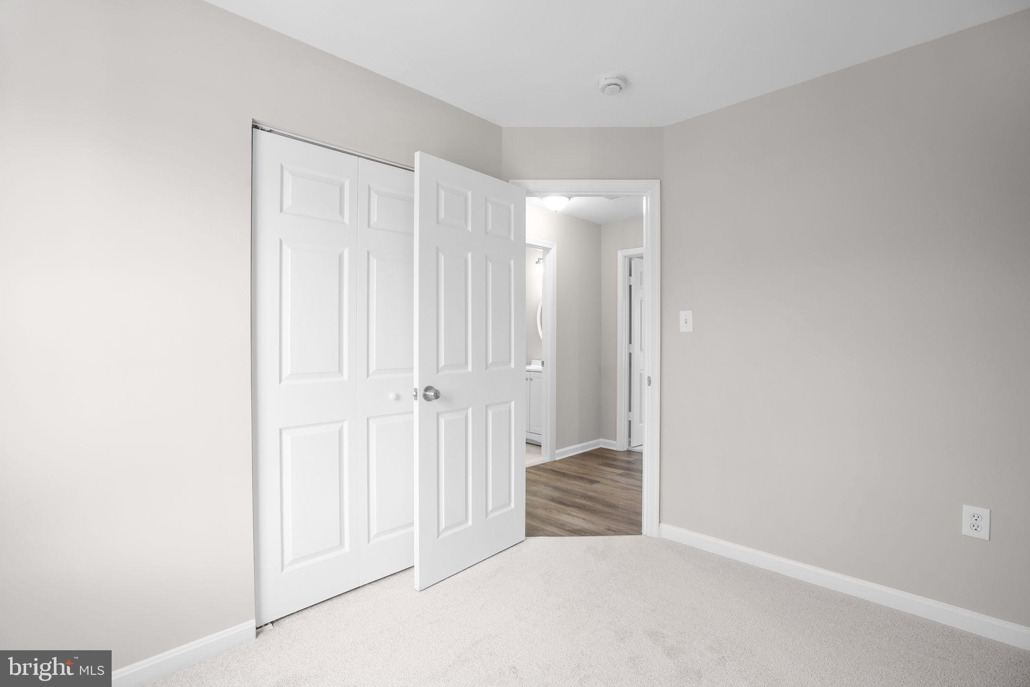 WELLINGTON/CLOVERHILL - Residential