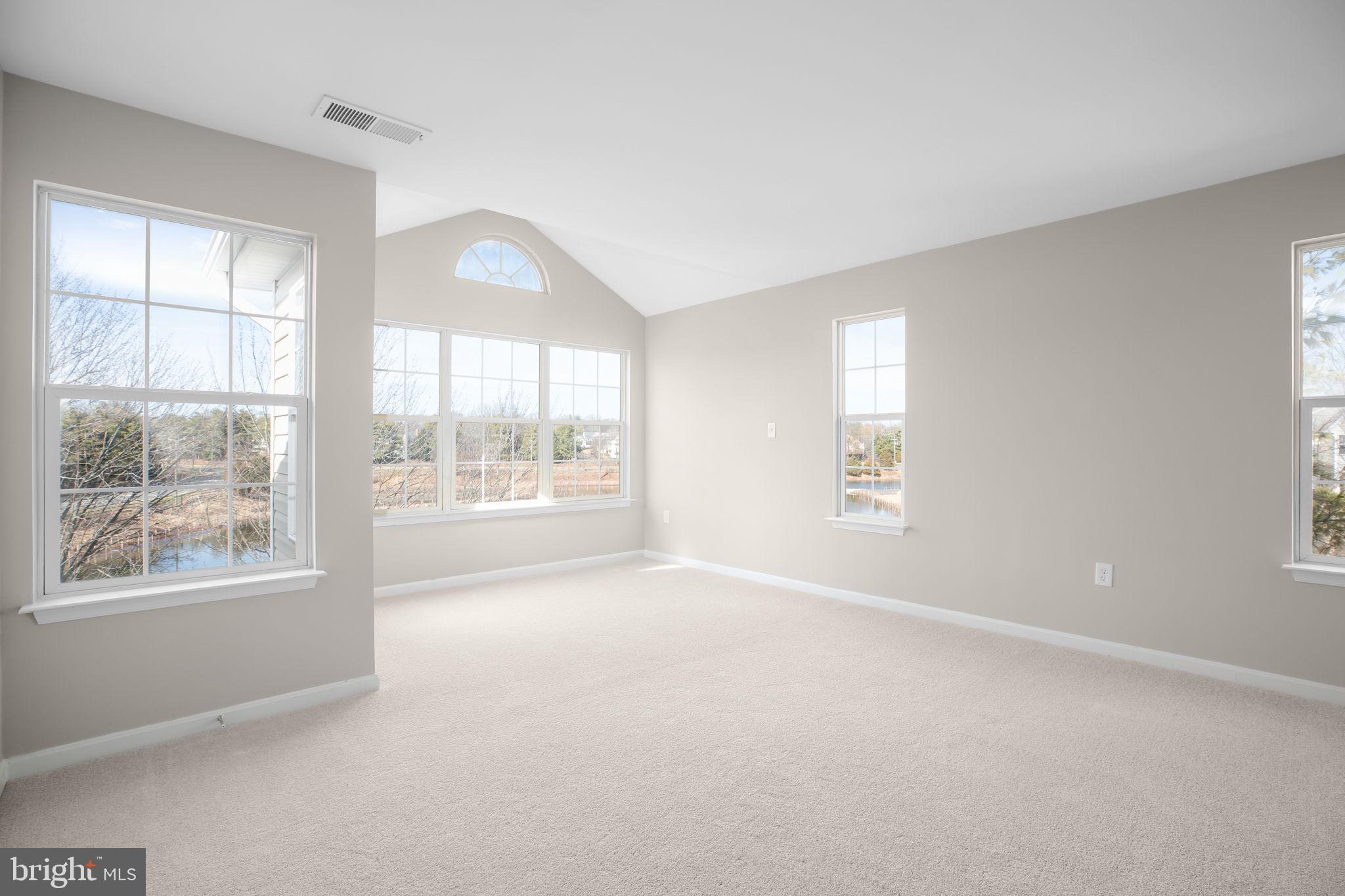 WELLINGTON/CLOVERHILL - Residential