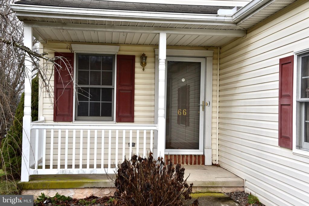 Photo of 66 RED STONE CIR, REINHOLDS, PA 17569 (MLS # PALA2028658)