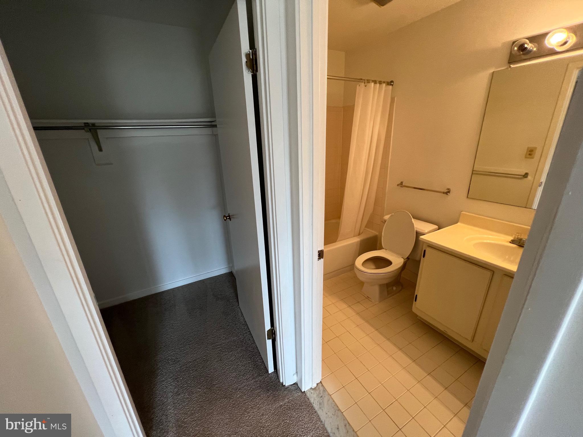 BEDFORD COMMONS - Residential Lease