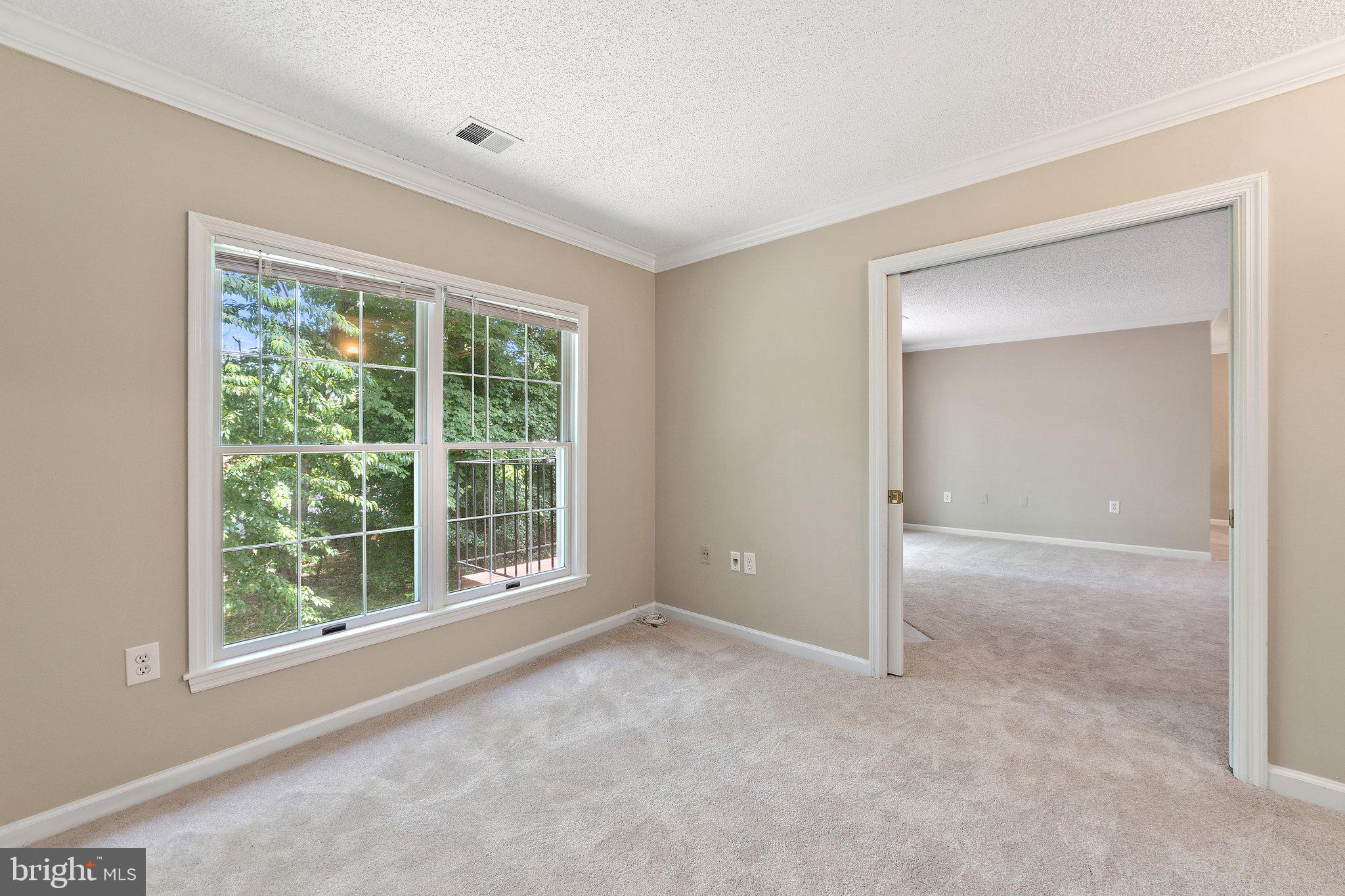 GLEN HOLLOW - Residential Lease