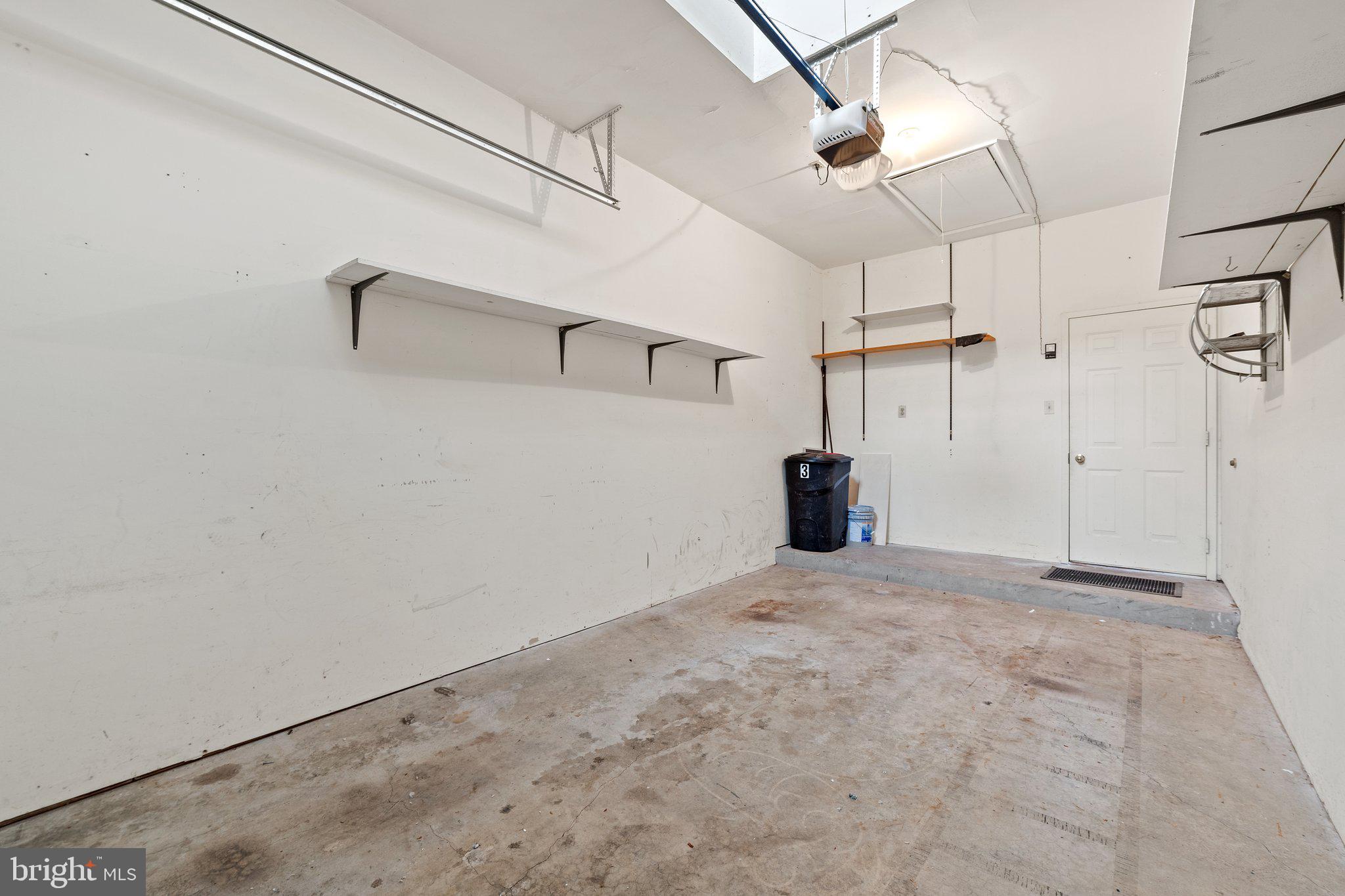 GLEN HOLLOW - Residential Lease