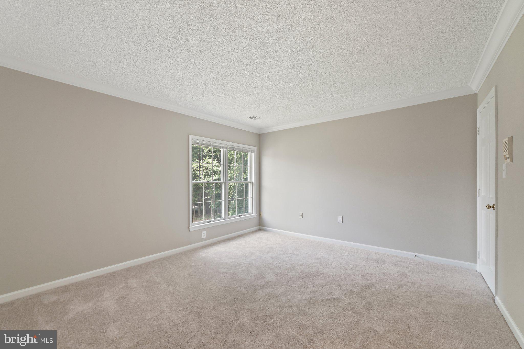 GLEN HOLLOW - Residential Lease