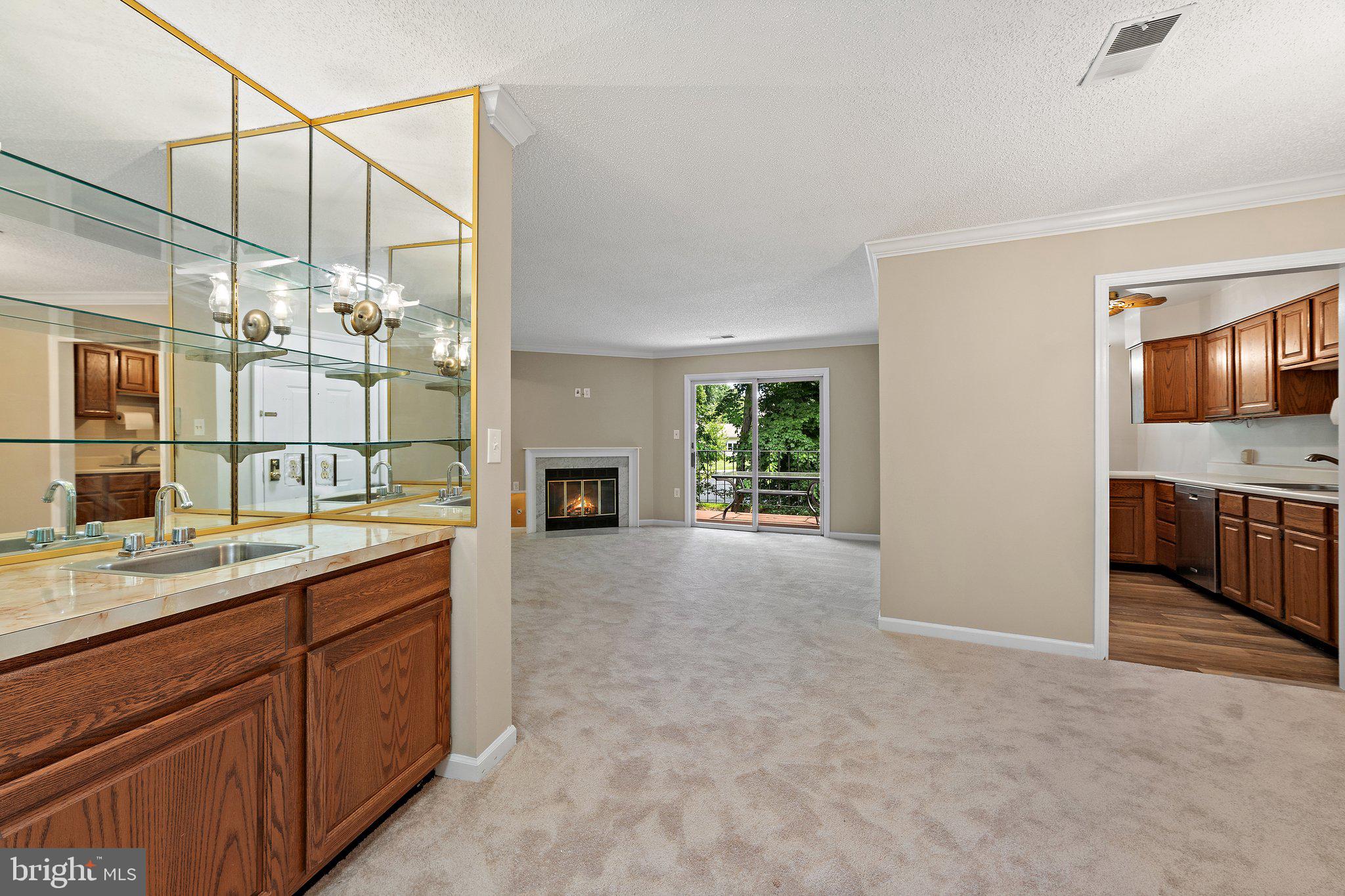 GLEN HOLLOW - Residential Lease