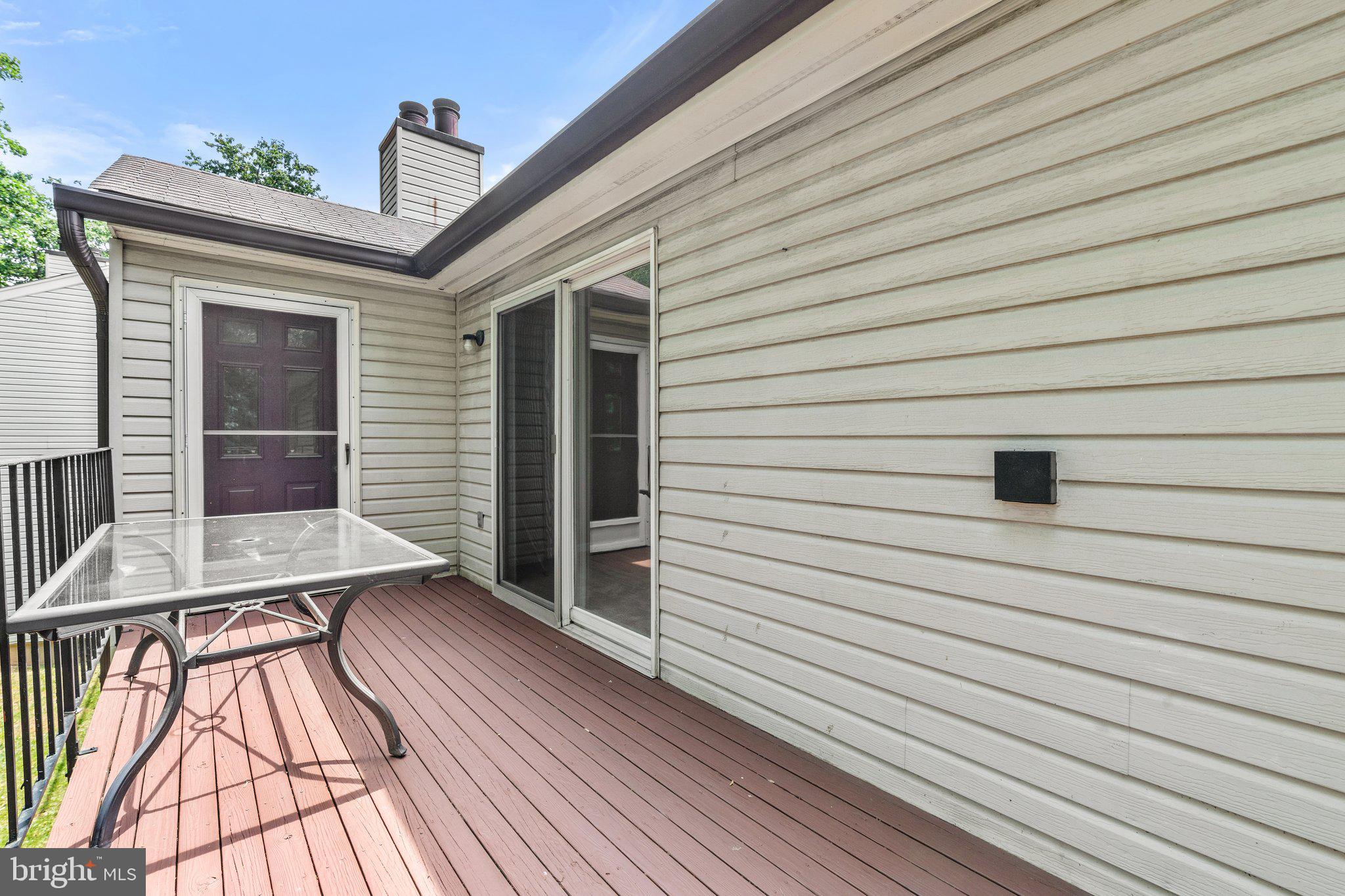 GLEN HOLLOW - Residential Lease