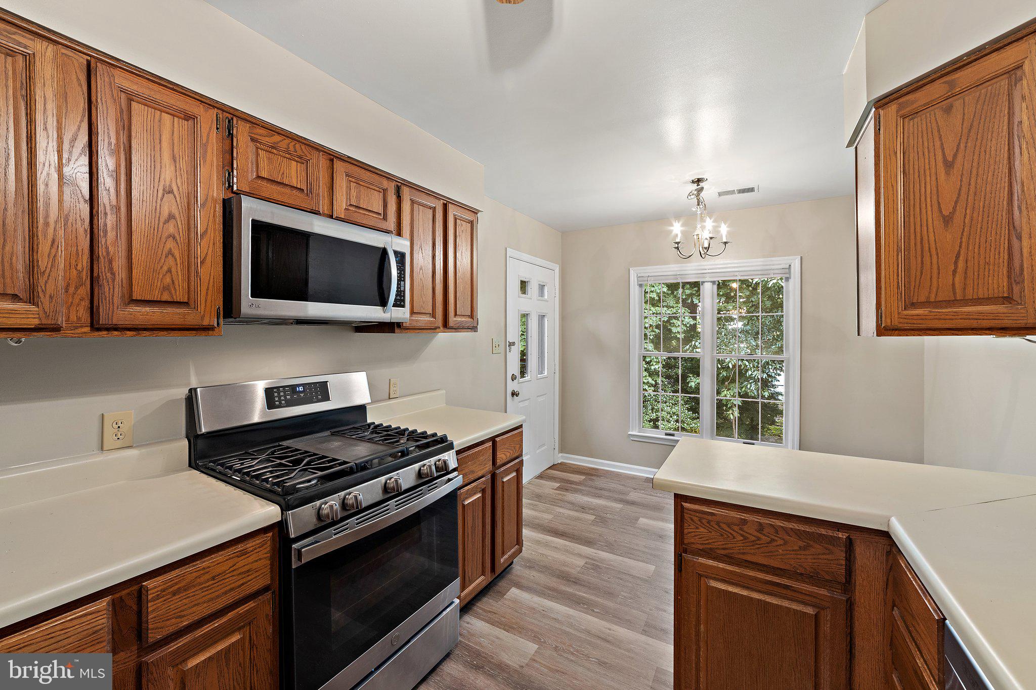 GLEN HOLLOW - Residential Lease