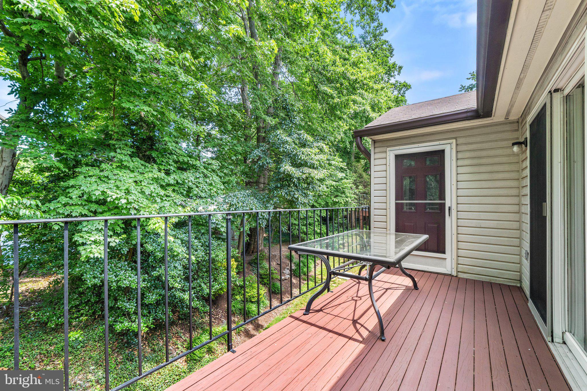 GLEN HOLLOW - Residential Lease