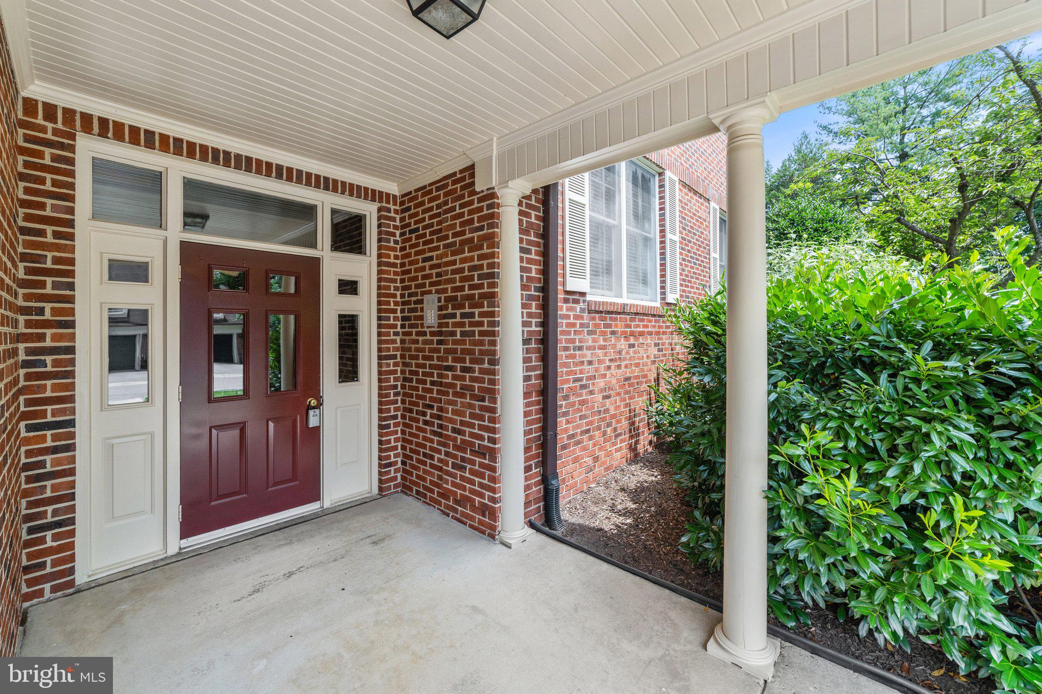 GLEN HOLLOW - Residential Lease