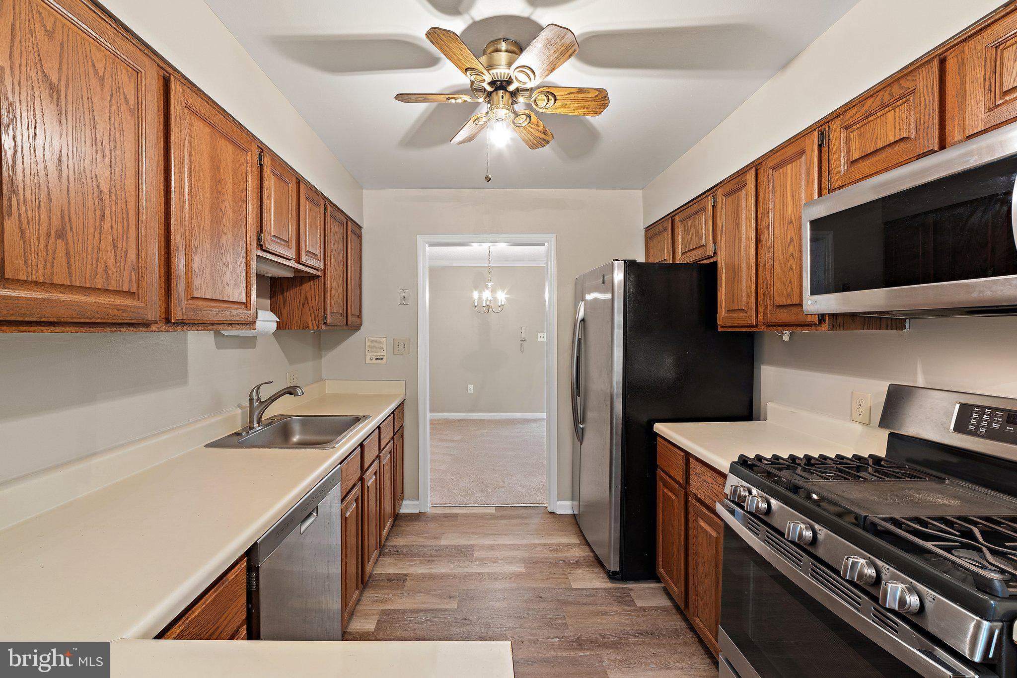 GLEN HOLLOW - Residential Lease