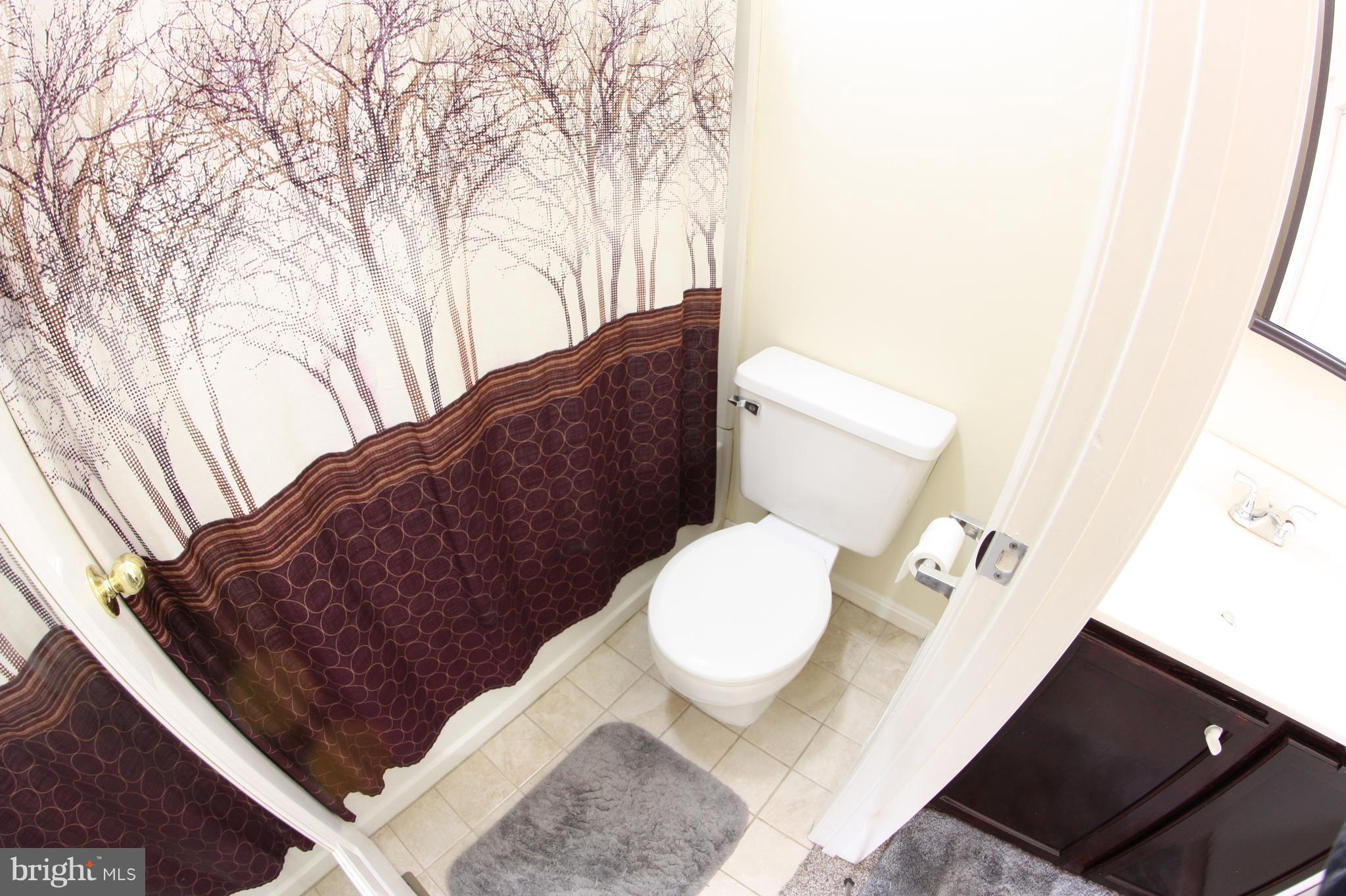 LANDSDOWNE - Residential