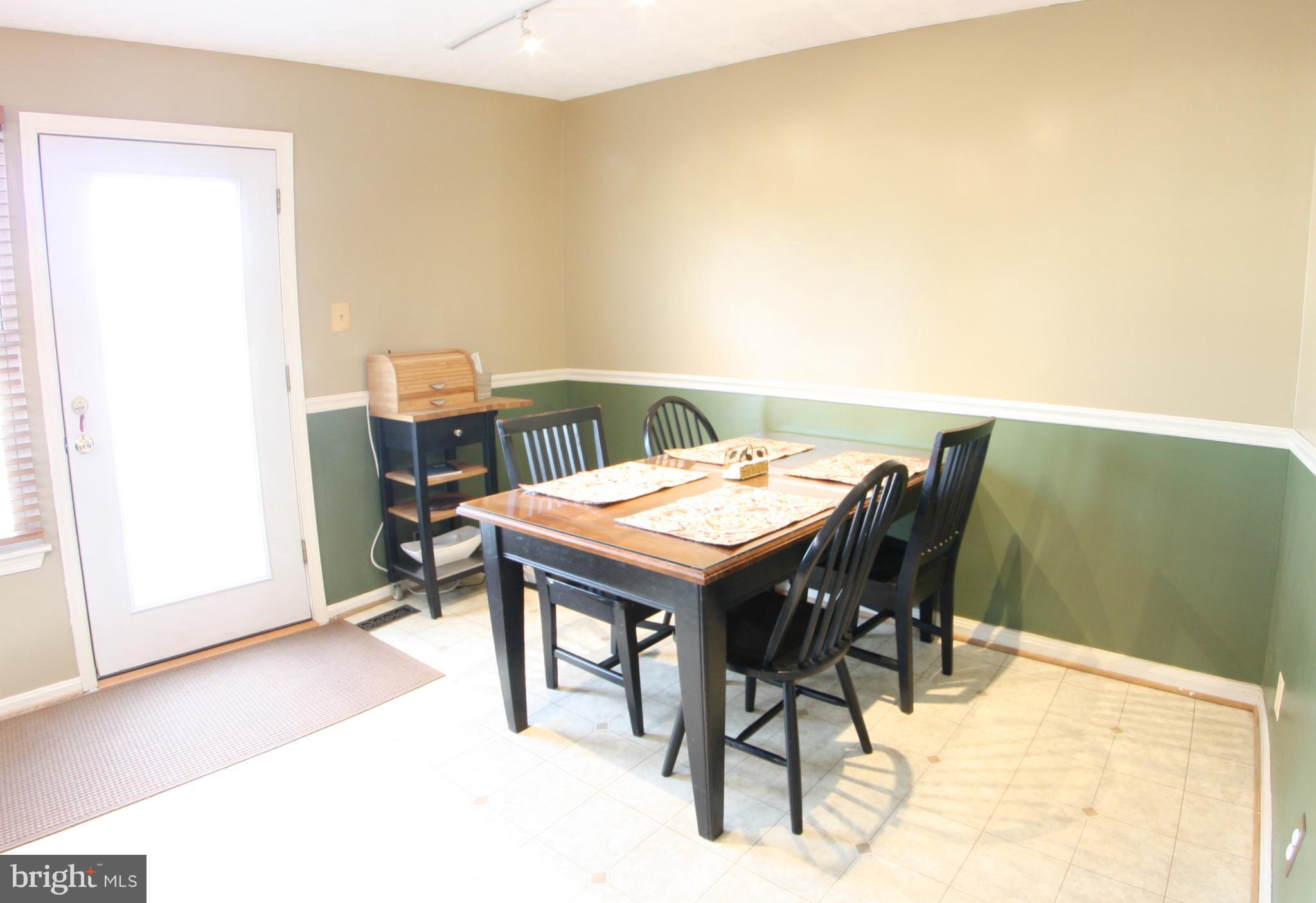 LANDSDOWNE - Residential