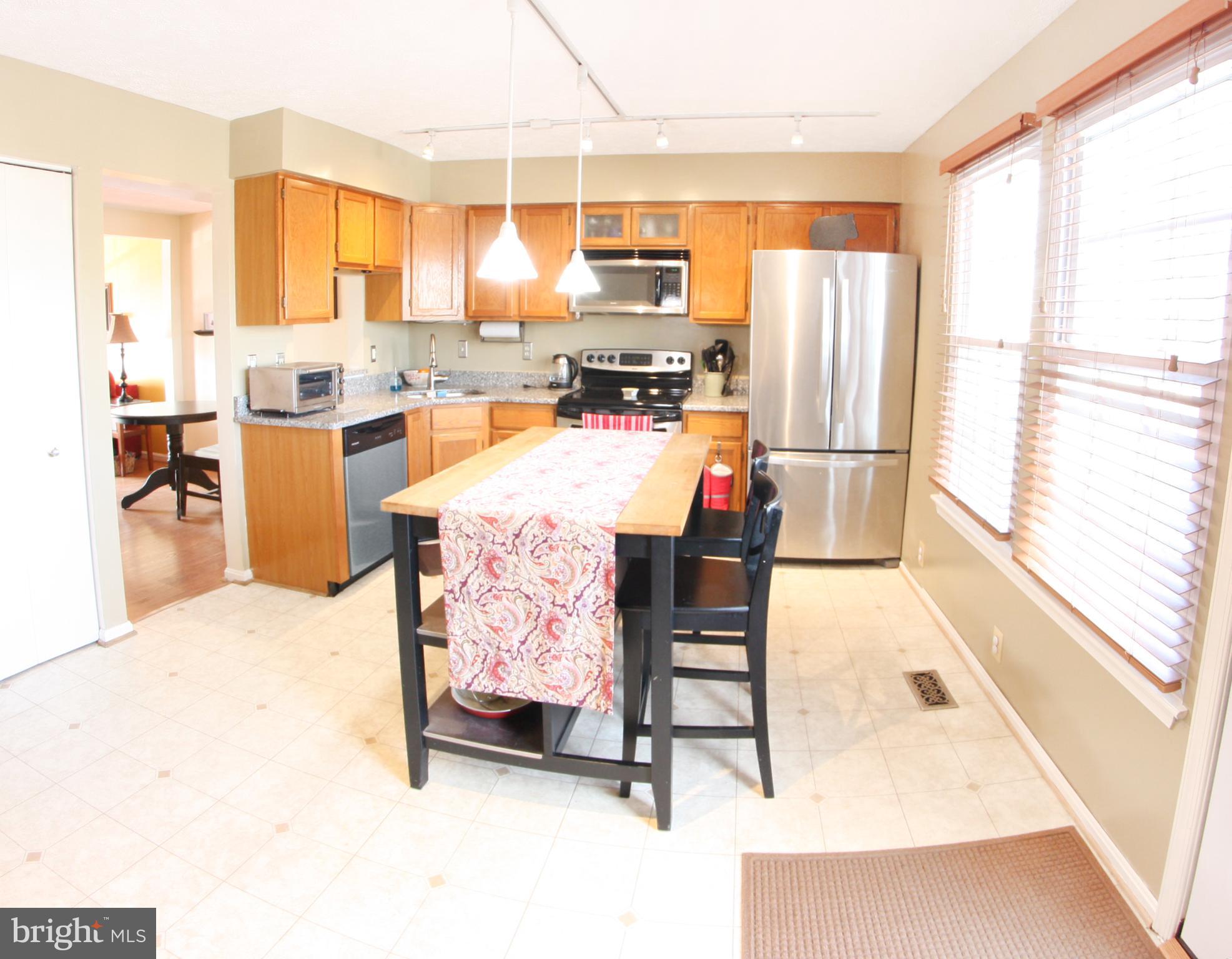 LANDSDOWNE - Residential