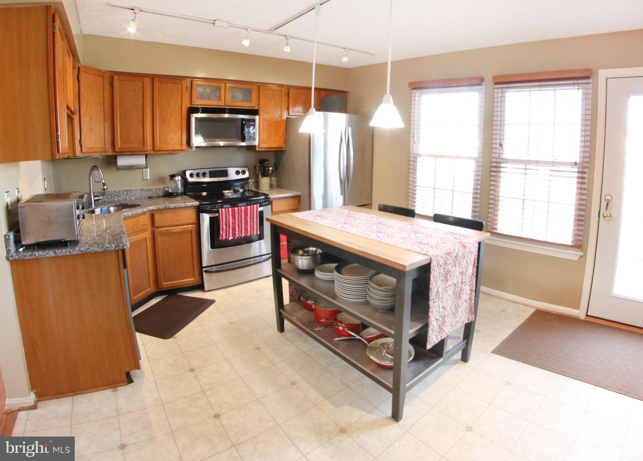 LANDSDOWNE - Residential