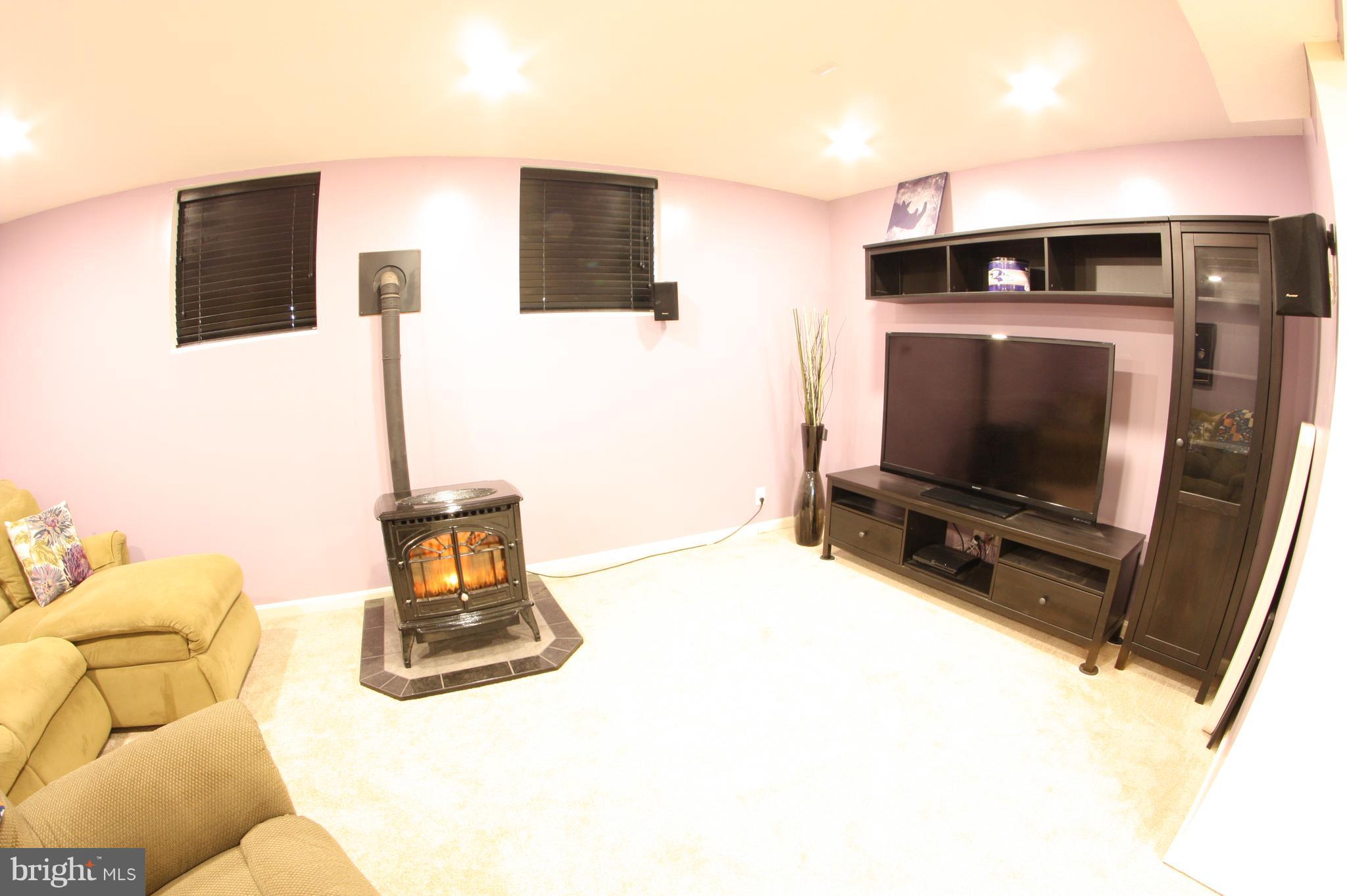 LANDSDOWNE - Residential