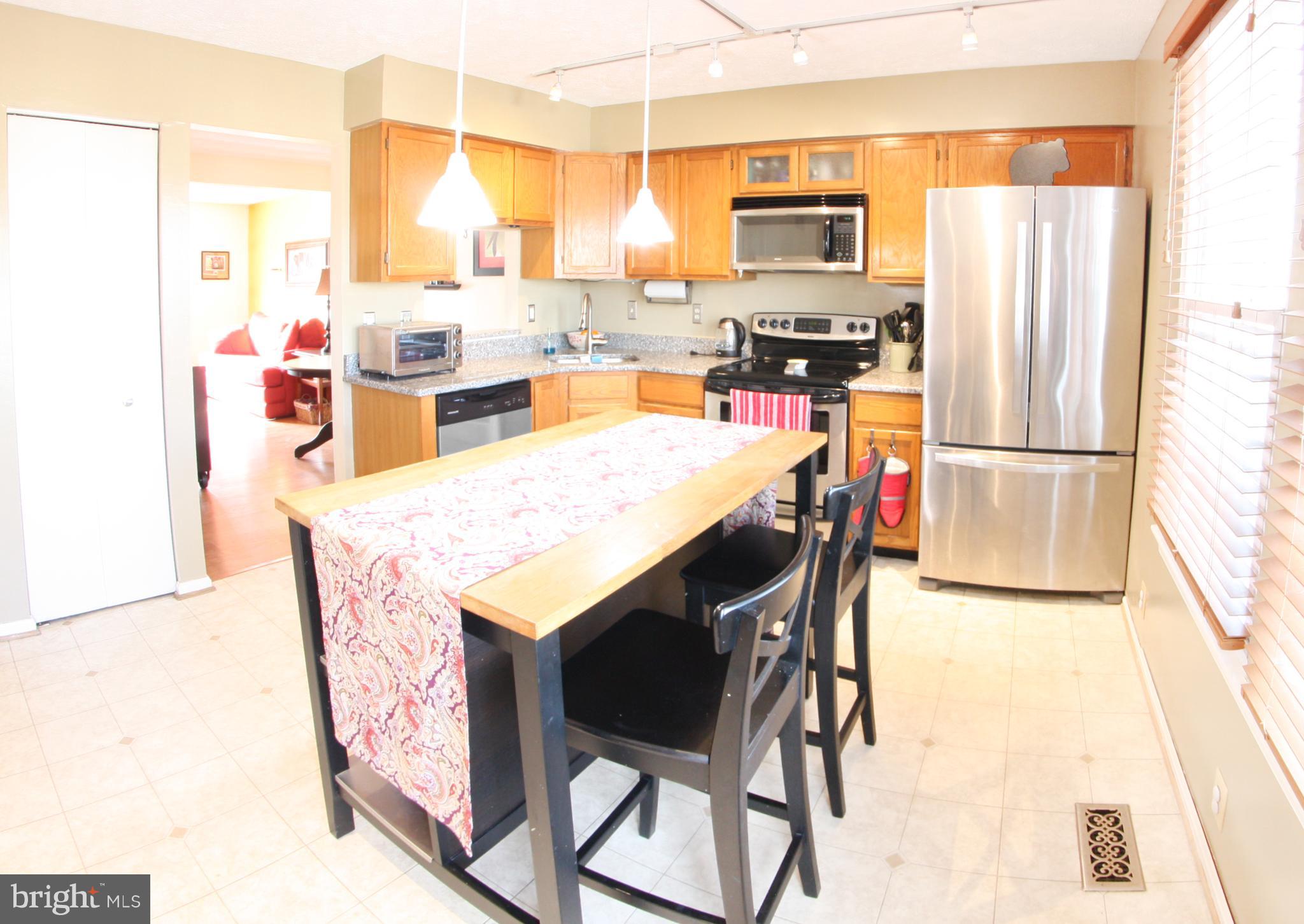 LANDSDOWNE - Residential