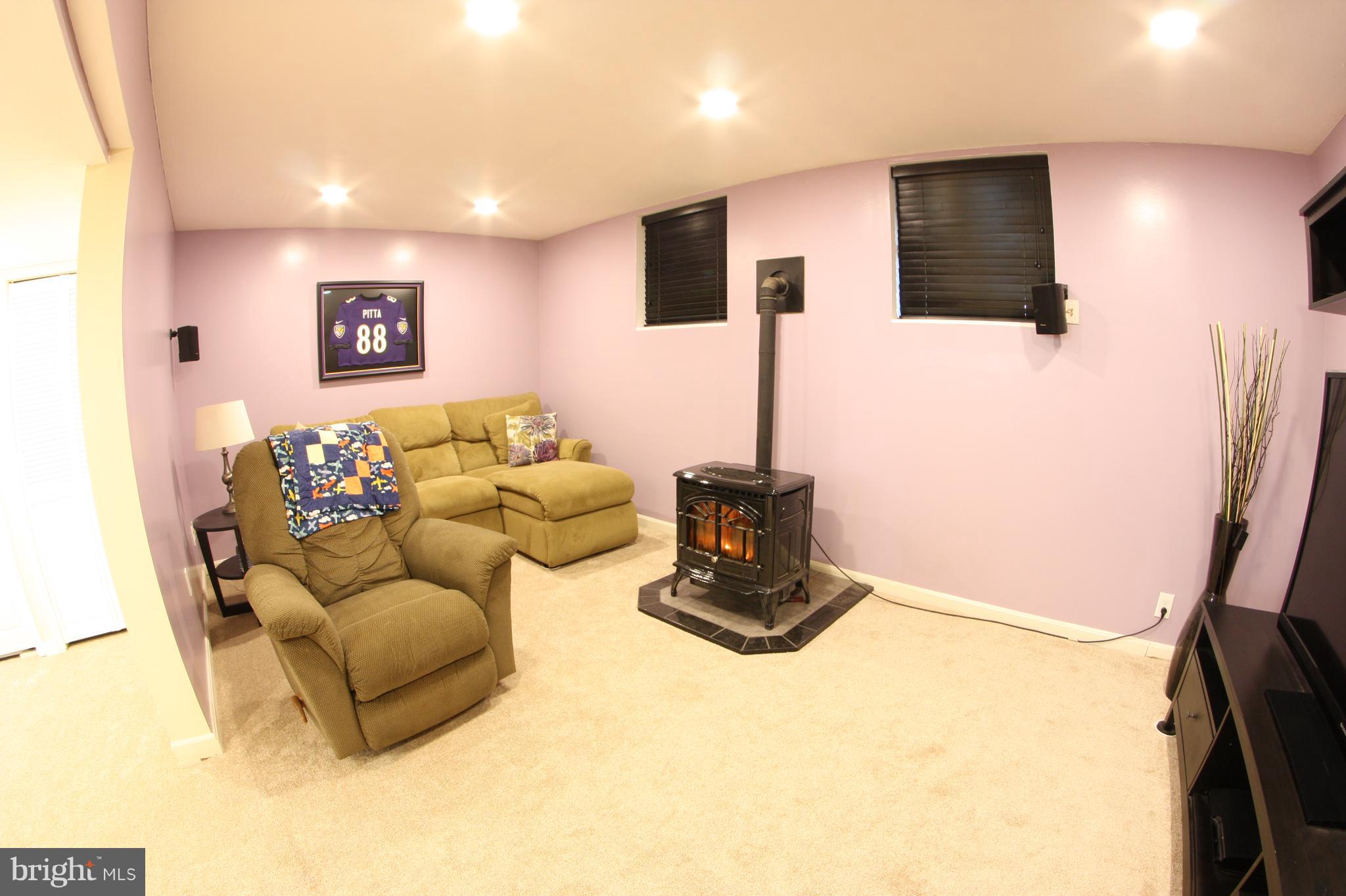 LANDSDOWNE - Residential