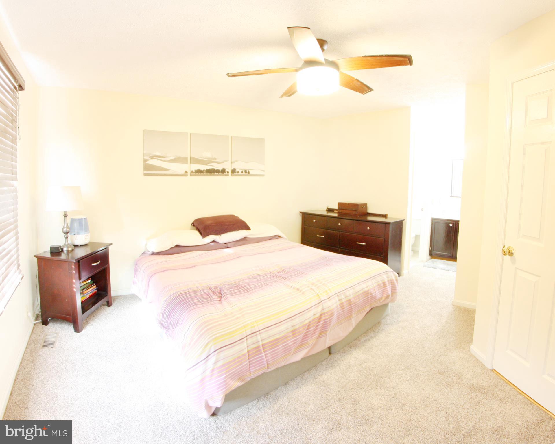 LANDSDOWNE - Residential