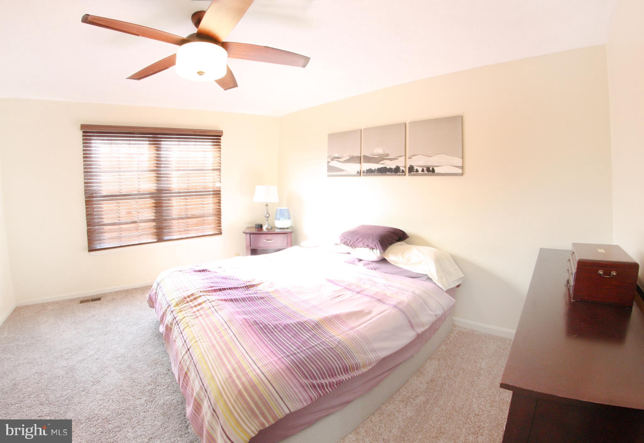 LANDSDOWNE - Residential