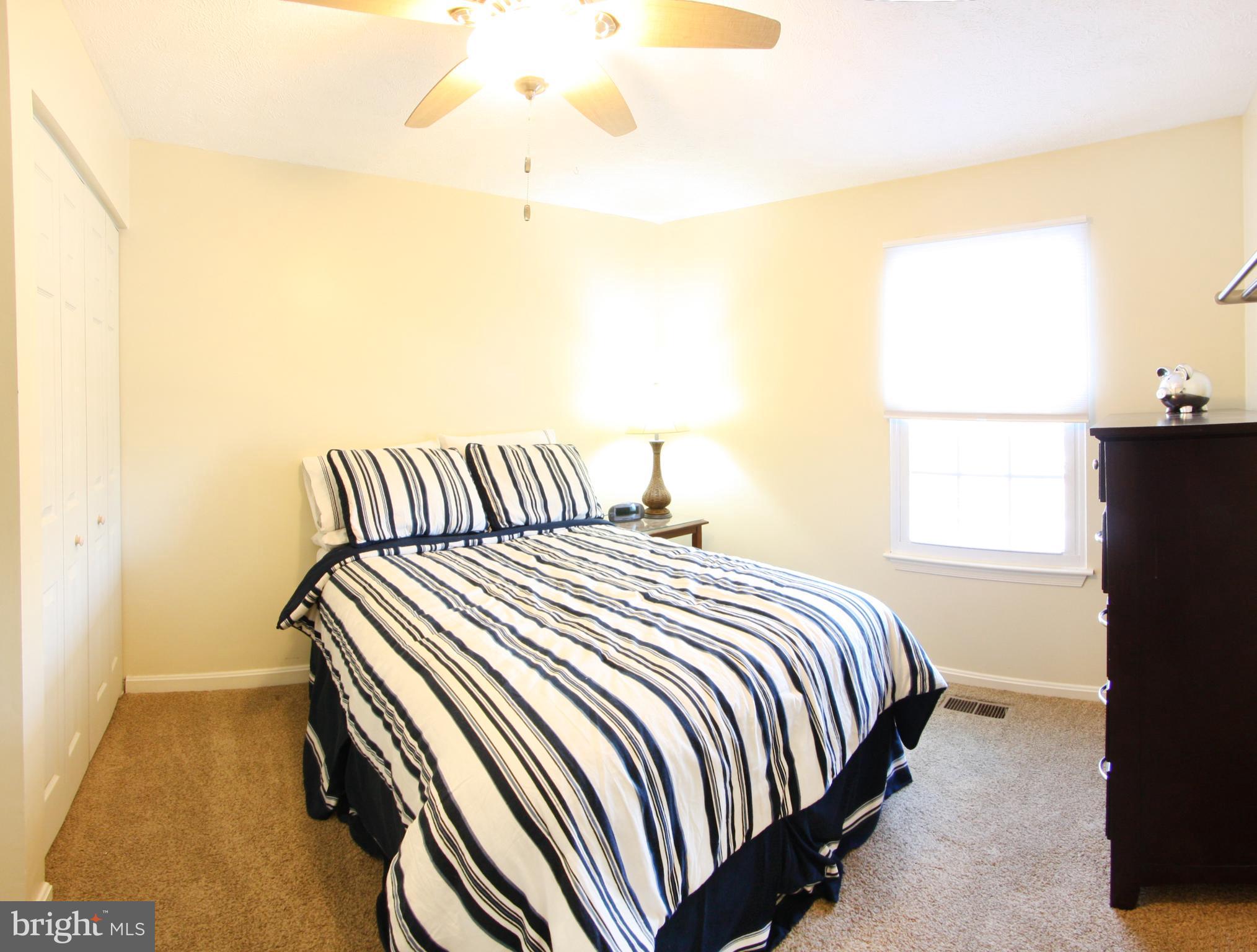 LANDSDOWNE - Residential