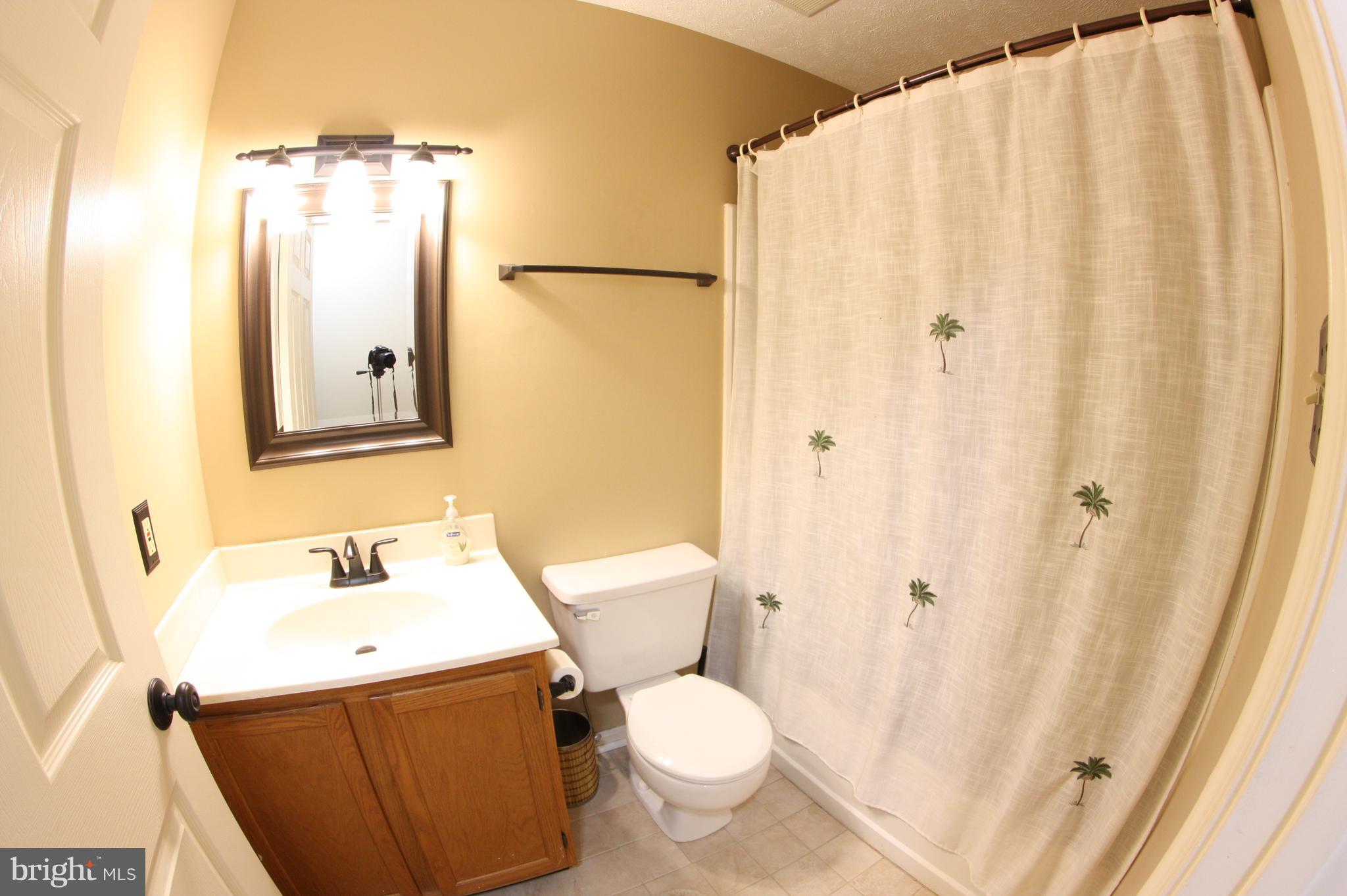 LANDSDOWNE - Residential