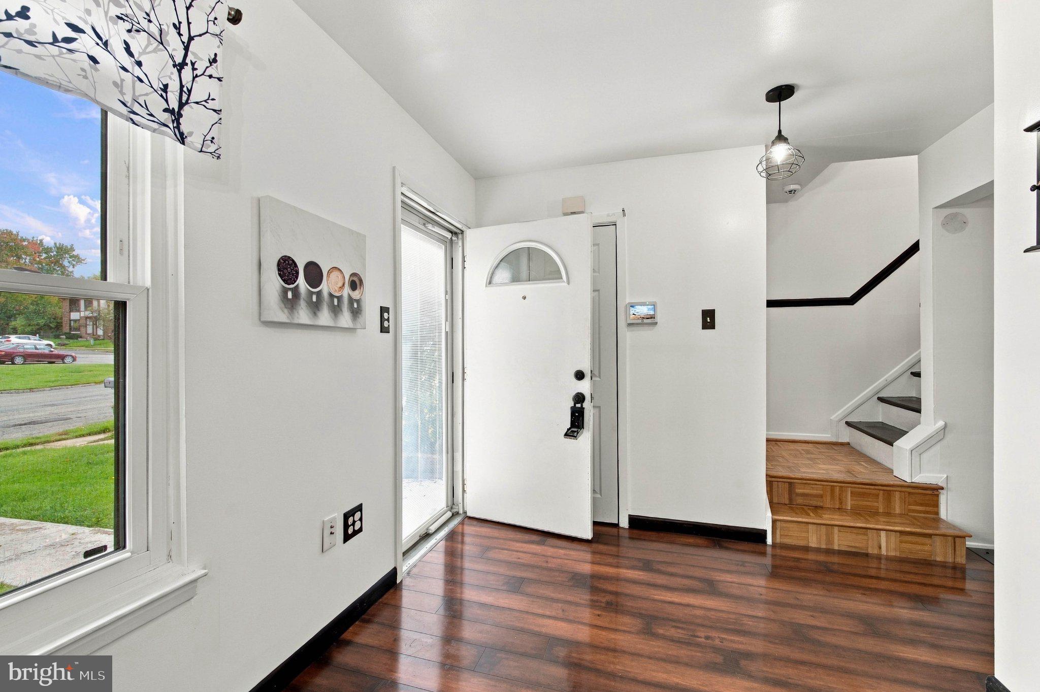 24 NEVES COURT