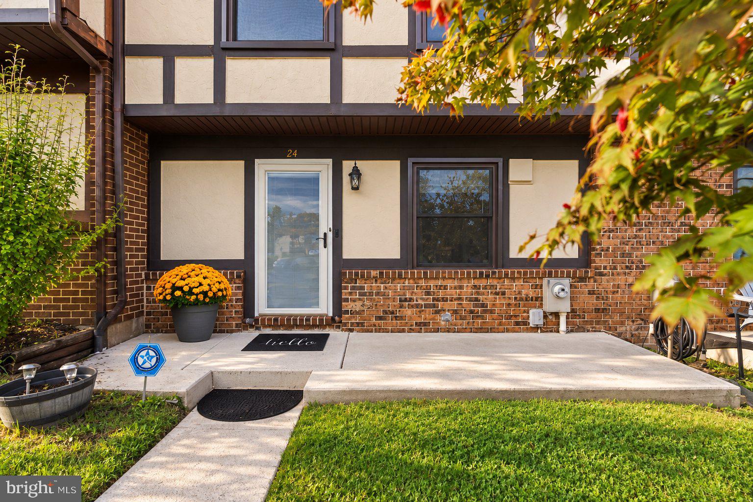 24 NEVES COURT