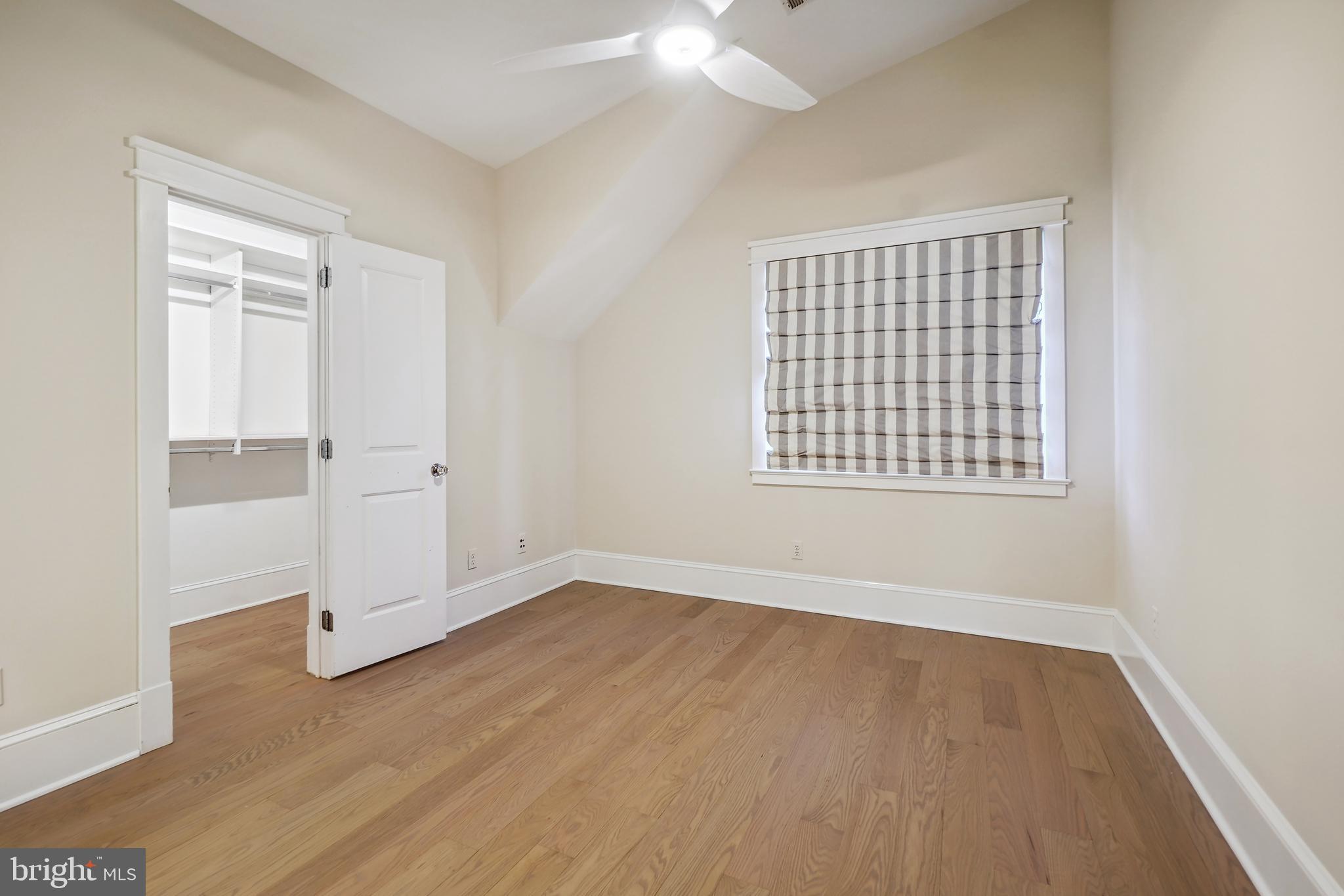 BATTERY PARK - Residential